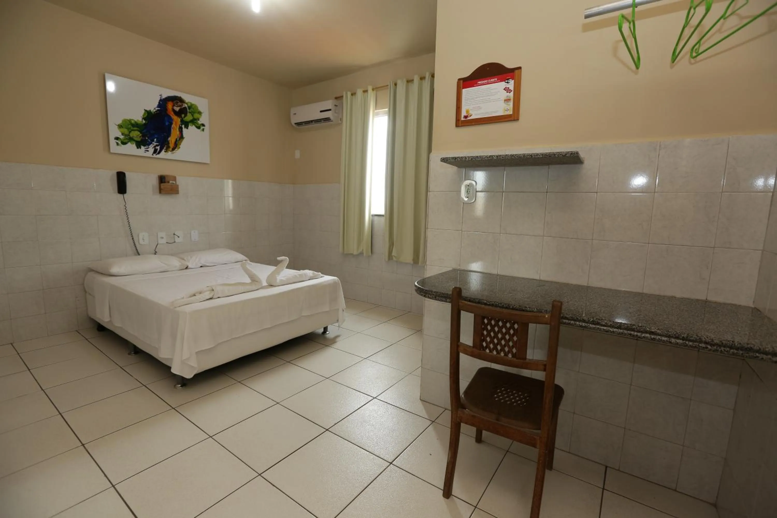 Photo of the whole room, Bed in Infinity Pousada