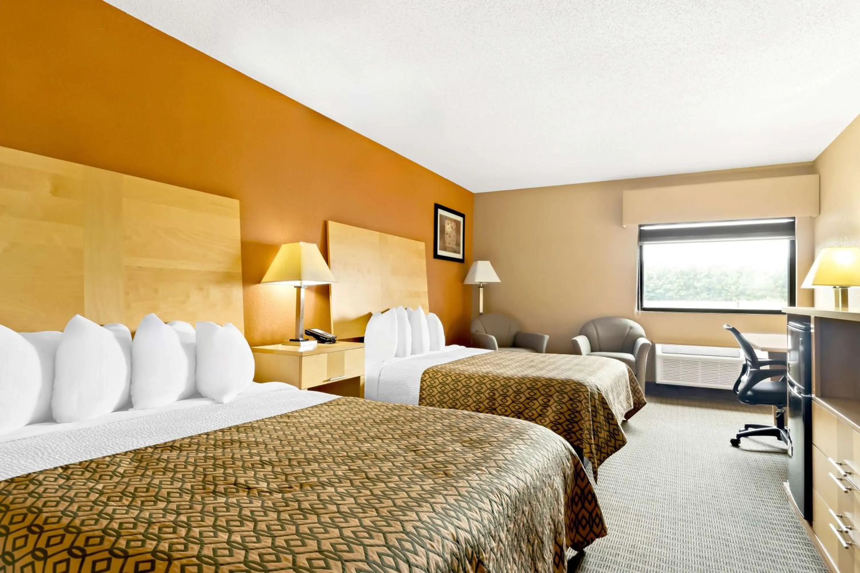 Bedroom, Bed in Best Western Paducah Inn