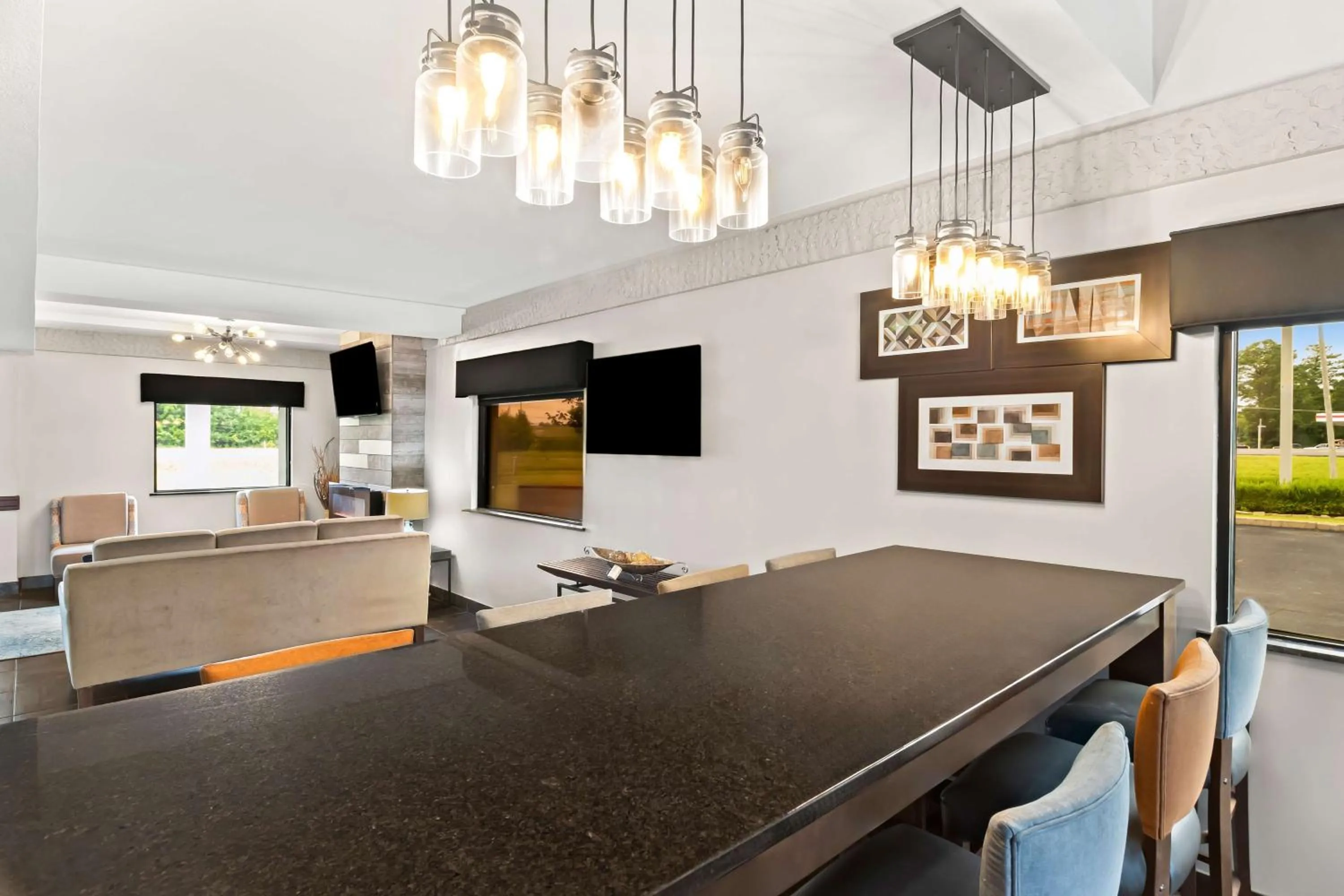 Breakfast in Best Western Paducah Inn