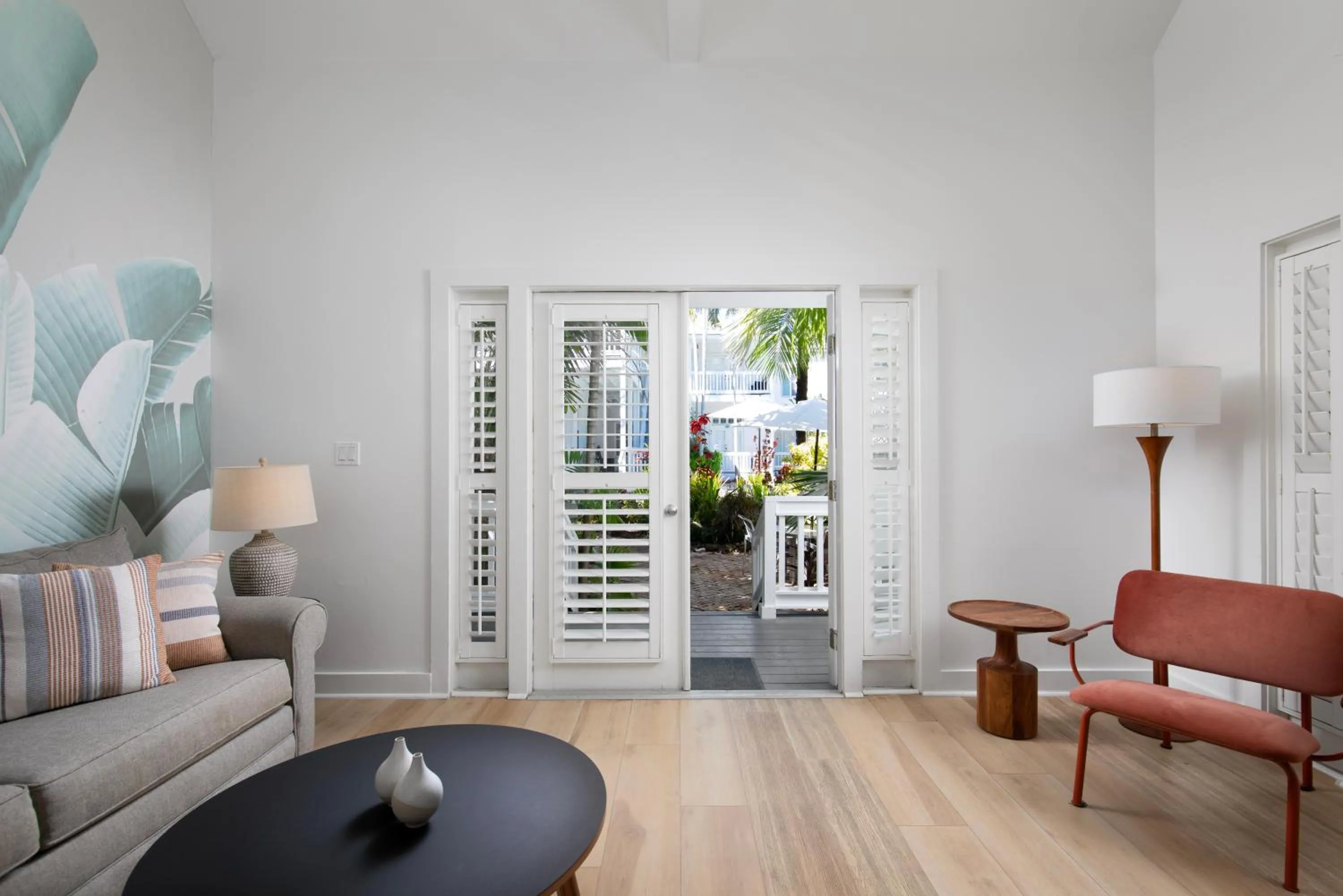 Living room in Paradise Inn - Adult Exclusive