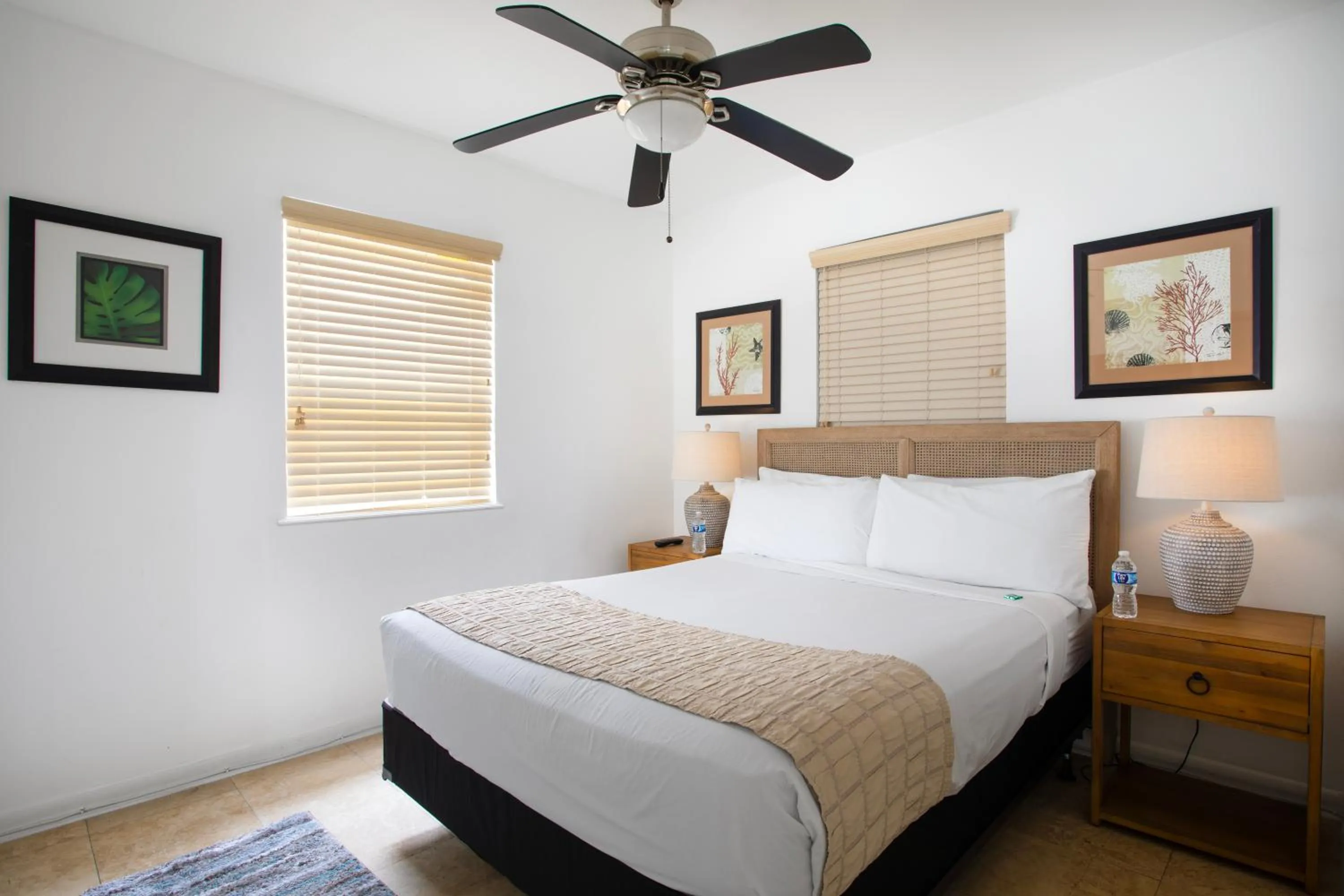 Bedroom, Bed in Paradise Inn - Adult Exclusive