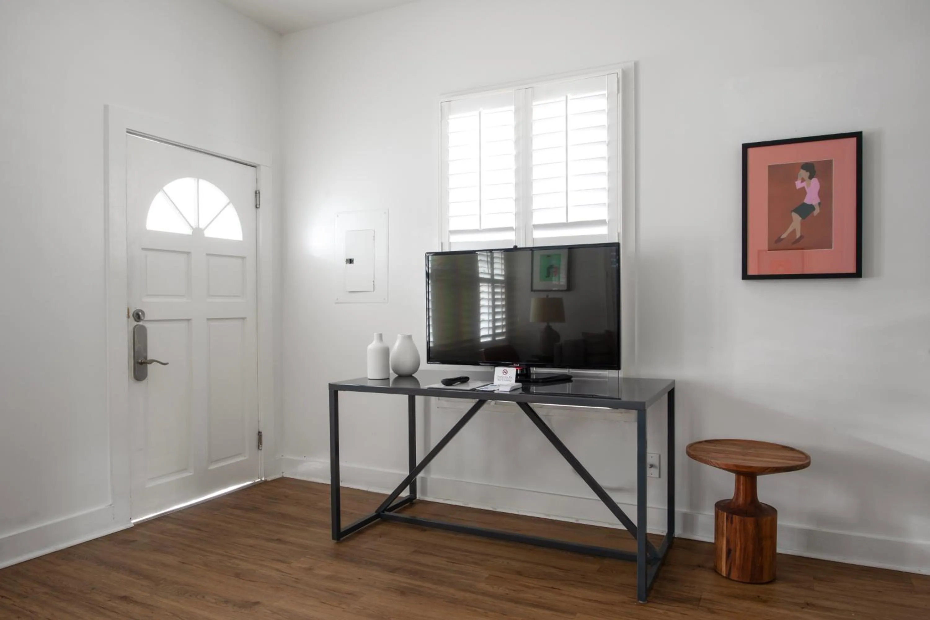 TV and multimedia in Paradise Inn - Adult Exclusive