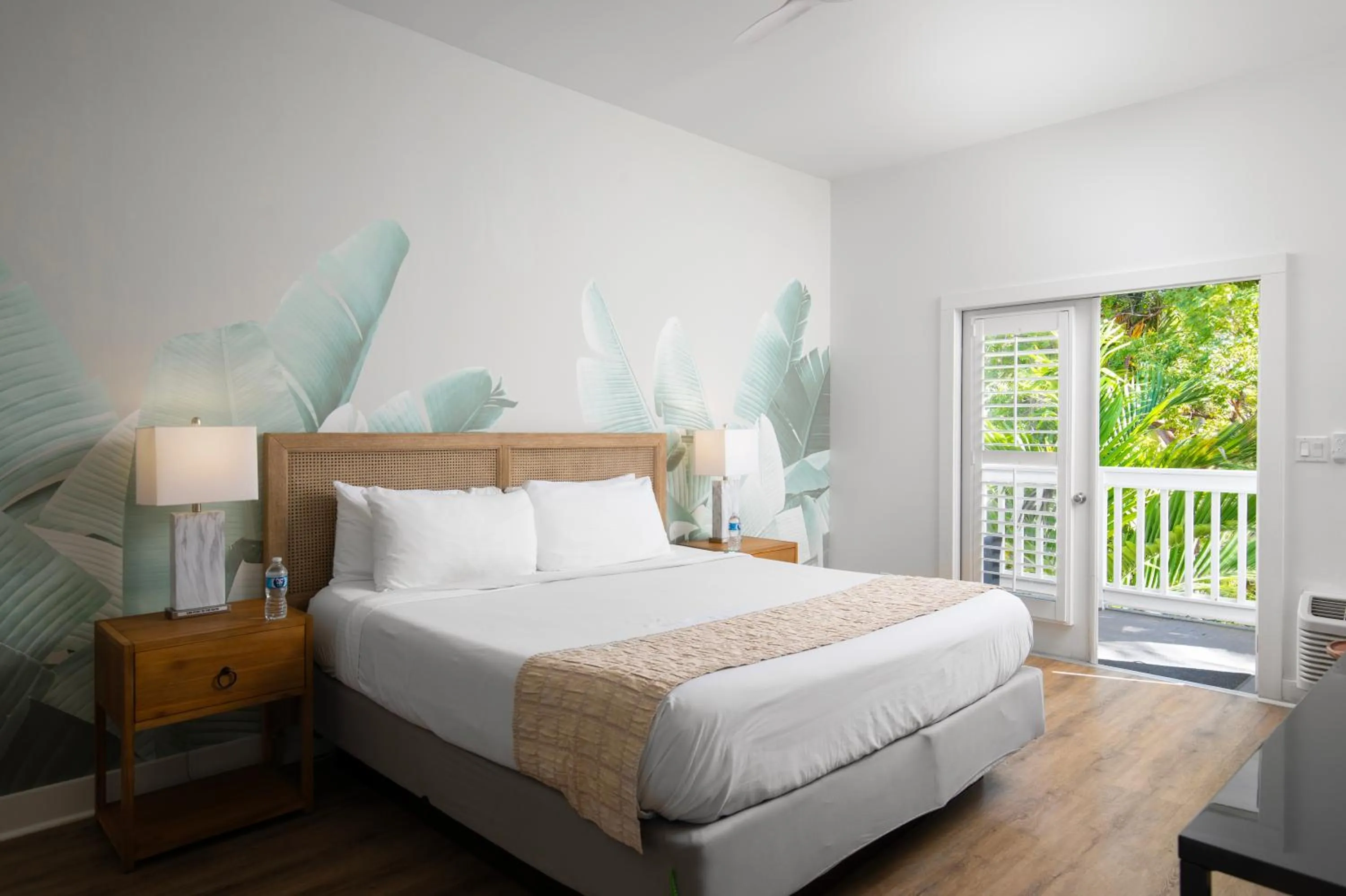 Bedroom, Bed in Paradise Inn - Adult Exclusive