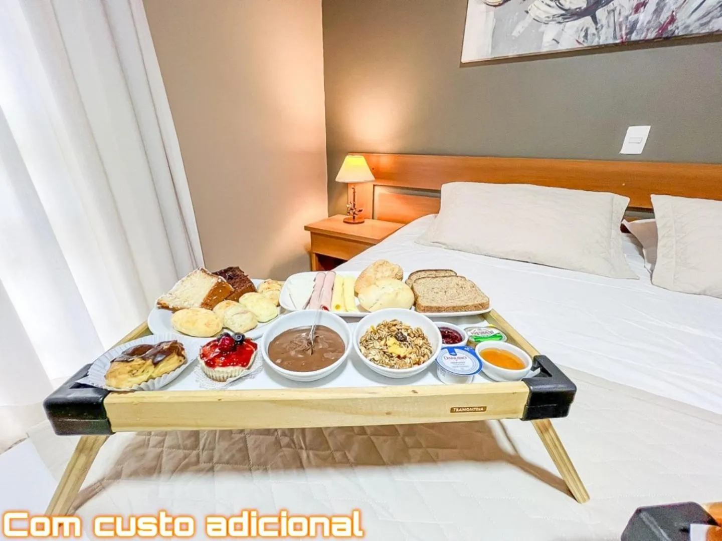 Breakfast, Bed in Pousada Nacional Inn Campos do Jordão