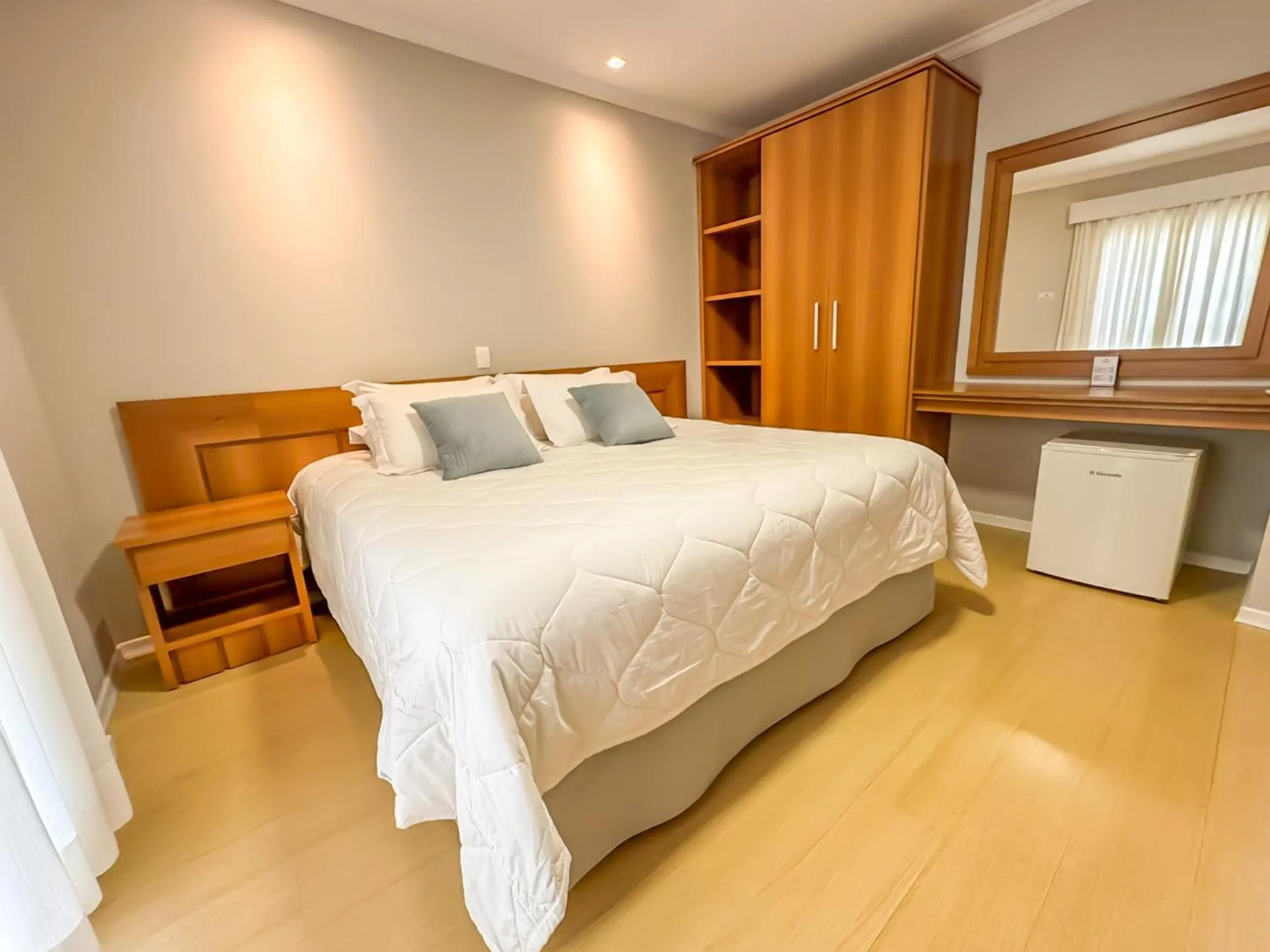 Bedroom, Bed in Pousada Nacional Inn Campos do Jordão