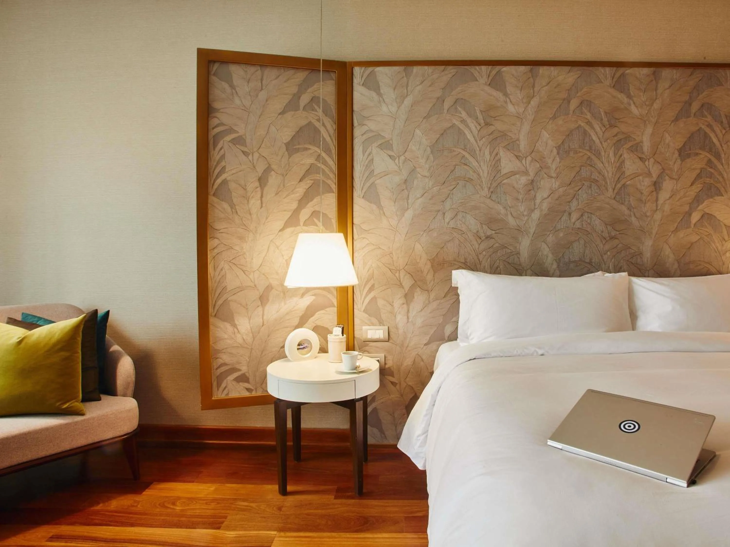 Bedroom, Bed in Manto Hotel Lima - MGallery Collection