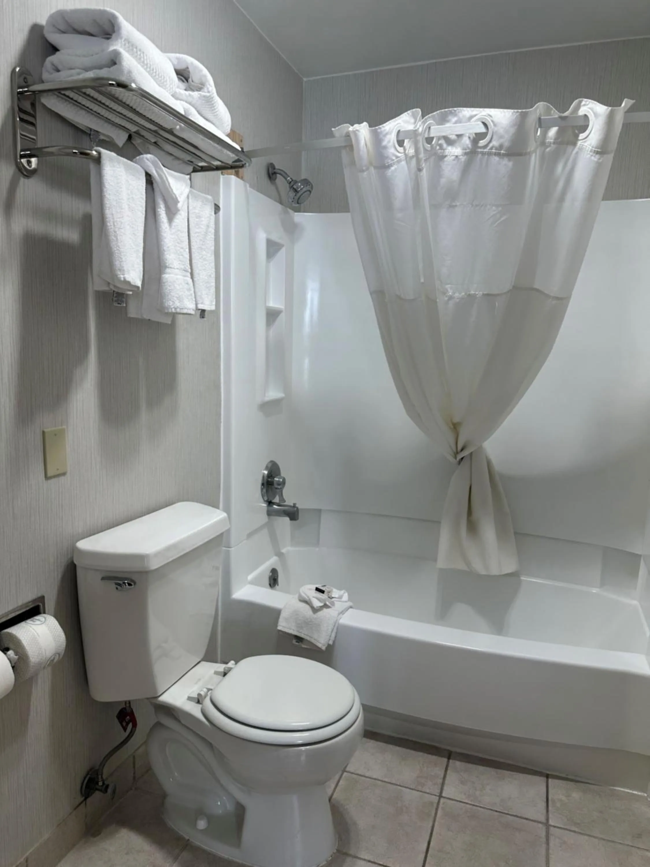 Bathroom in Wingate by Wyndham Gunnison Near Western Colorado University