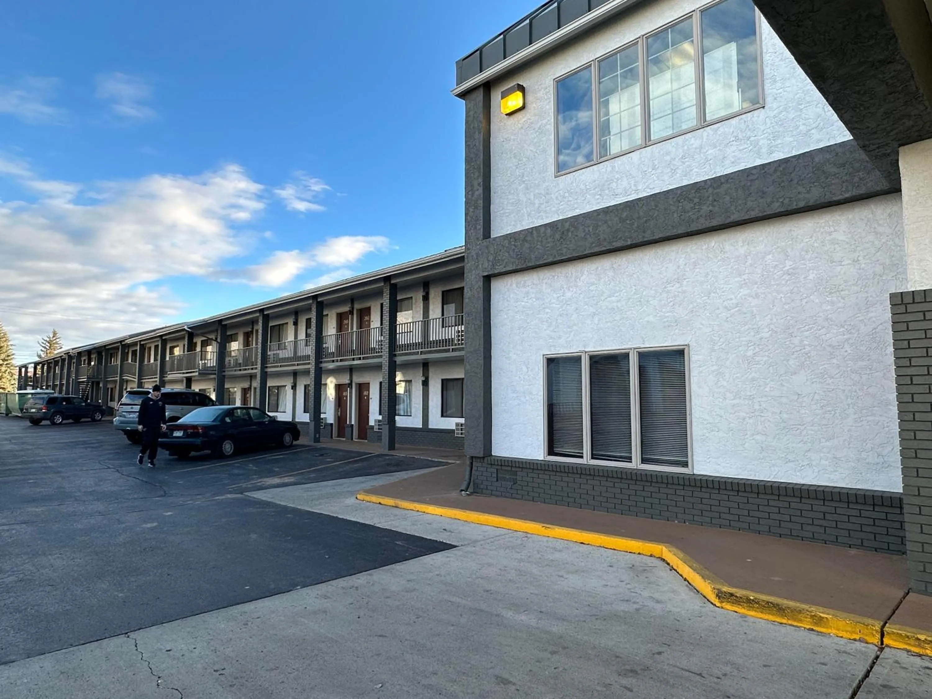 Property building in Wingate by Wyndham Gunnison Near Western Colorado University