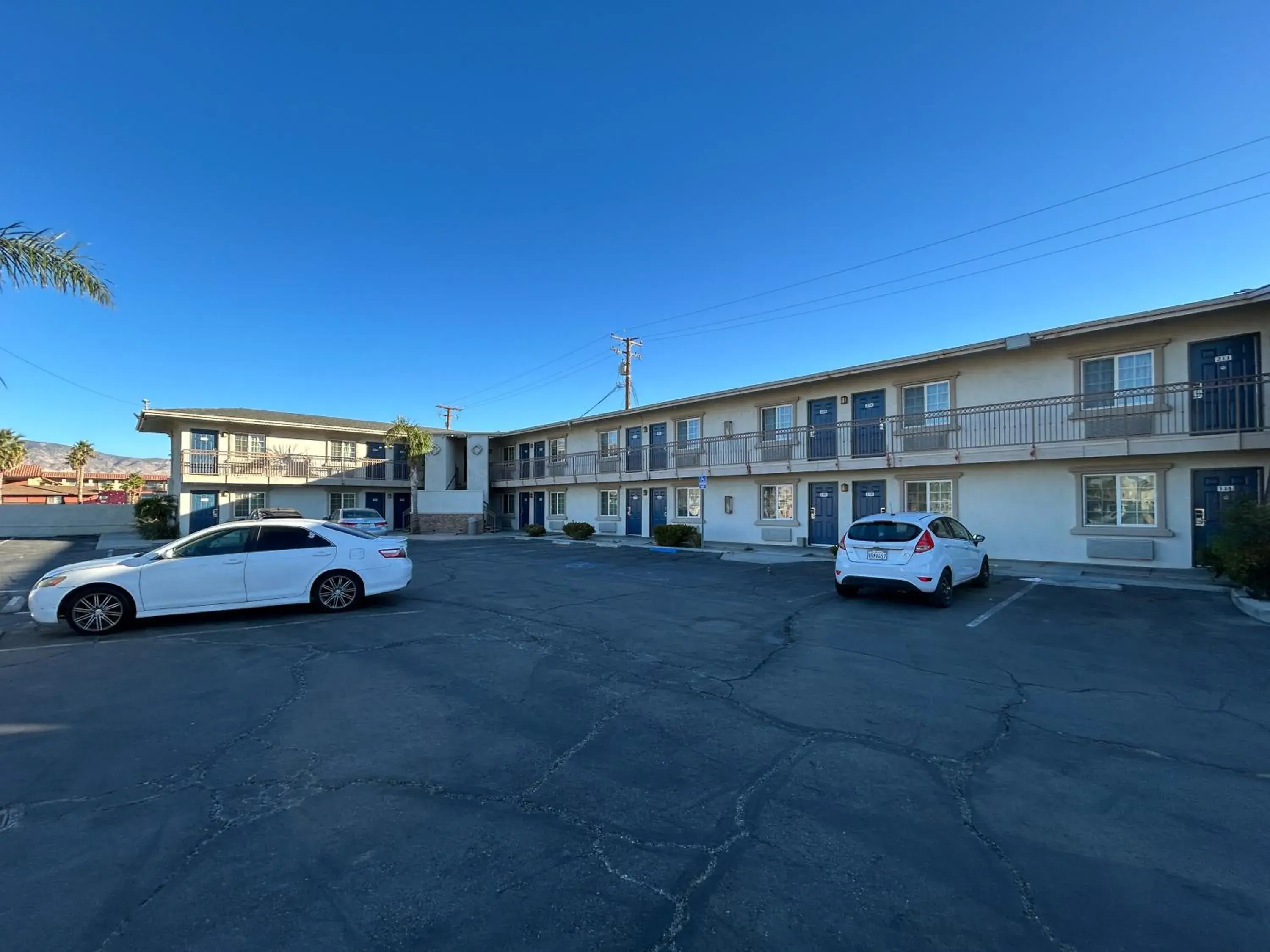 Property building in Studio 6 Mojave, CA - Airport Property building in Studio 6 Mojave, CA - Airport