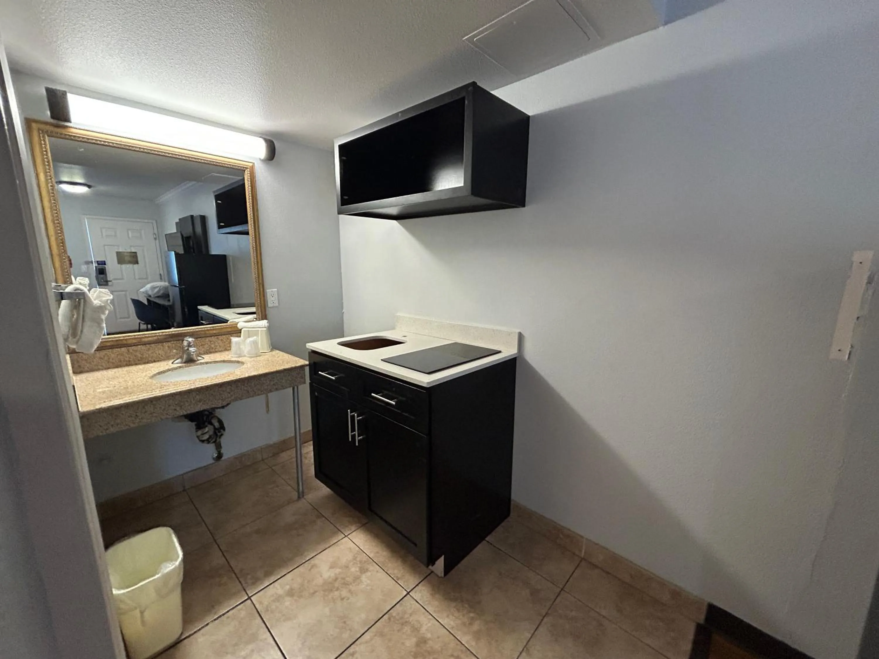 Studio 6 Mojave, CA - Airport