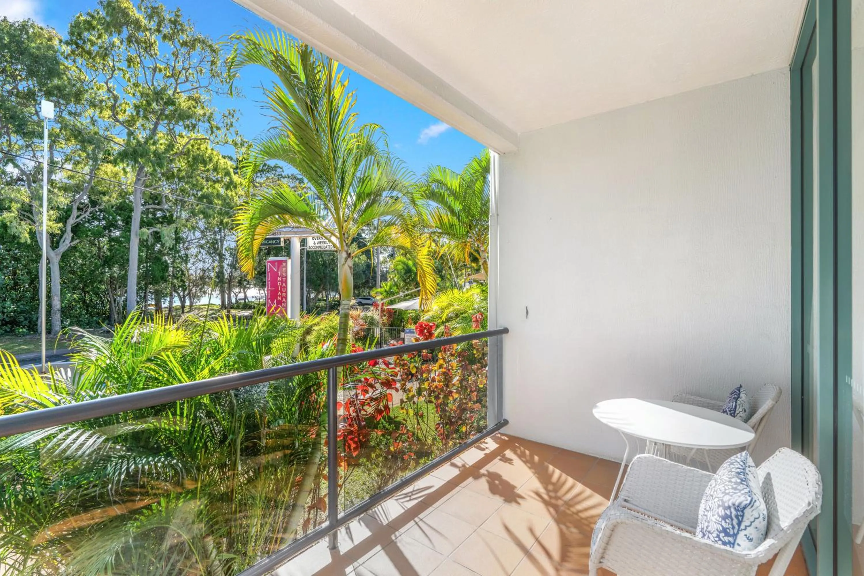 Spring in Shelly Bay Resort