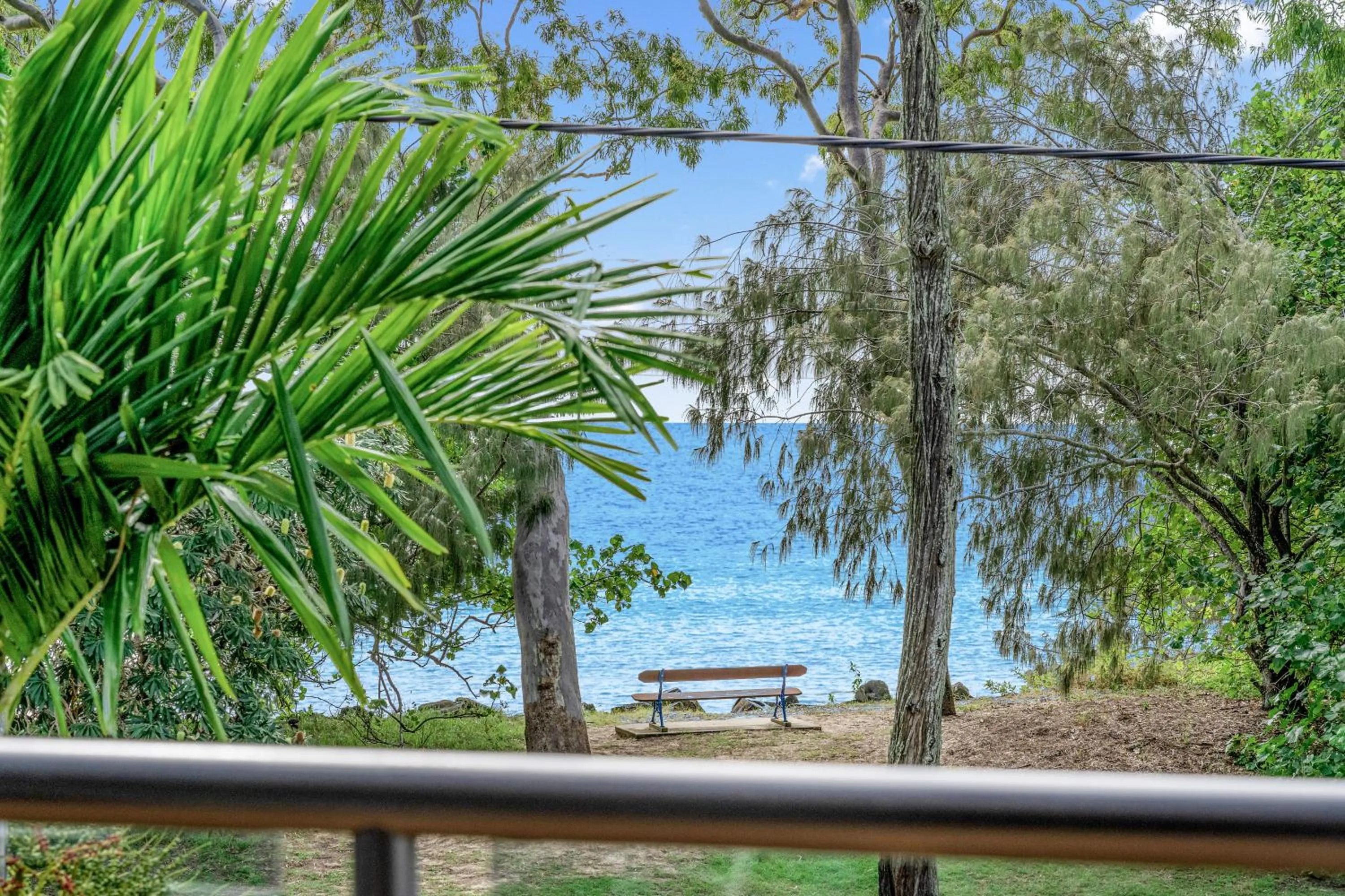 Day in Shelly Bay Resort