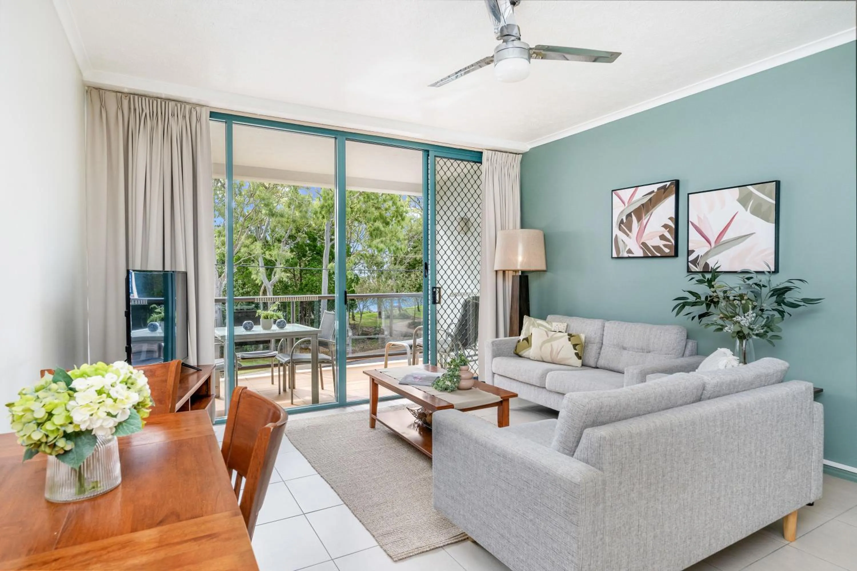 TV and multimedia in Shelly Bay Resort