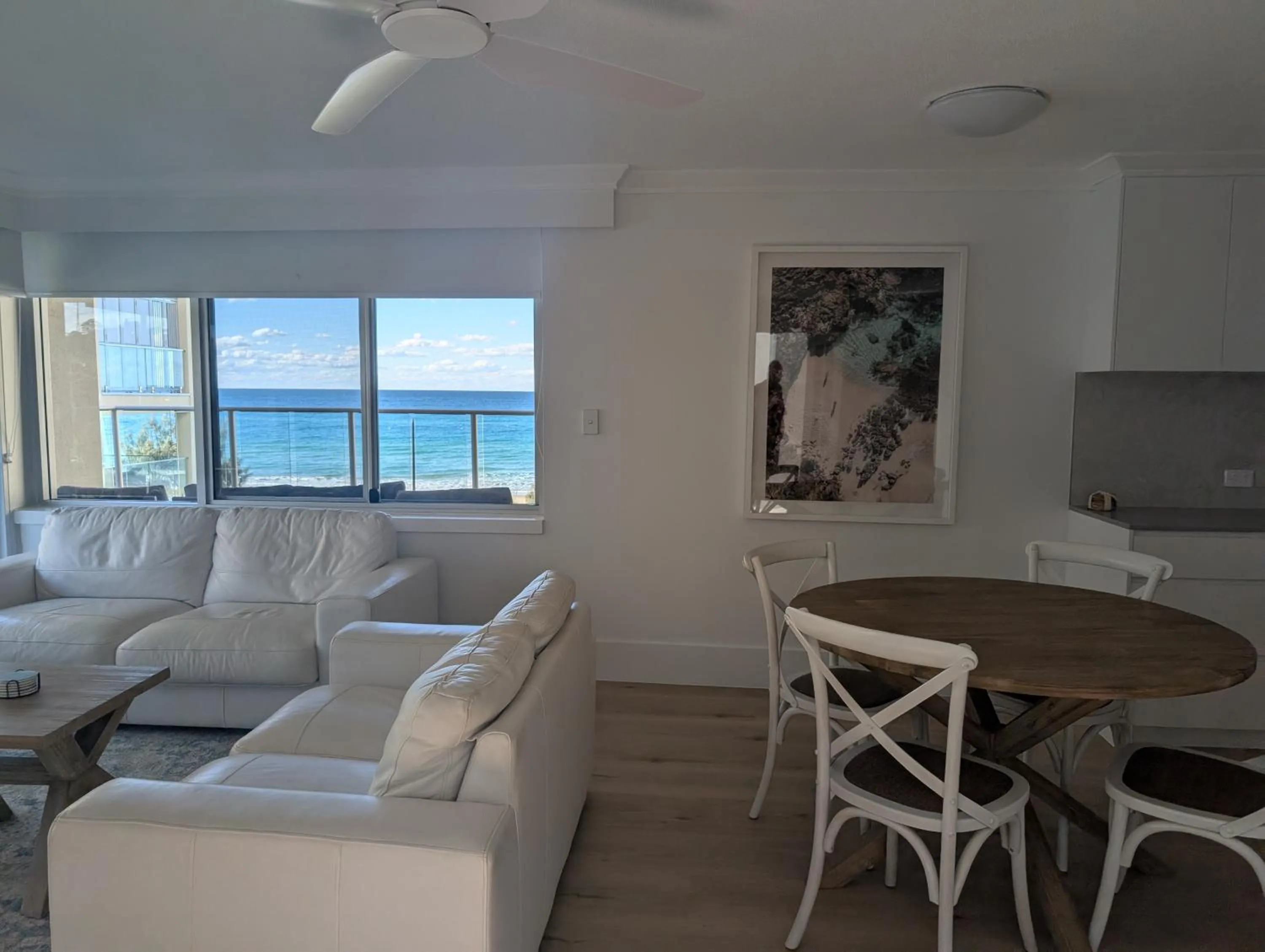 Pacific Surf Absolute Beachfront Apartments