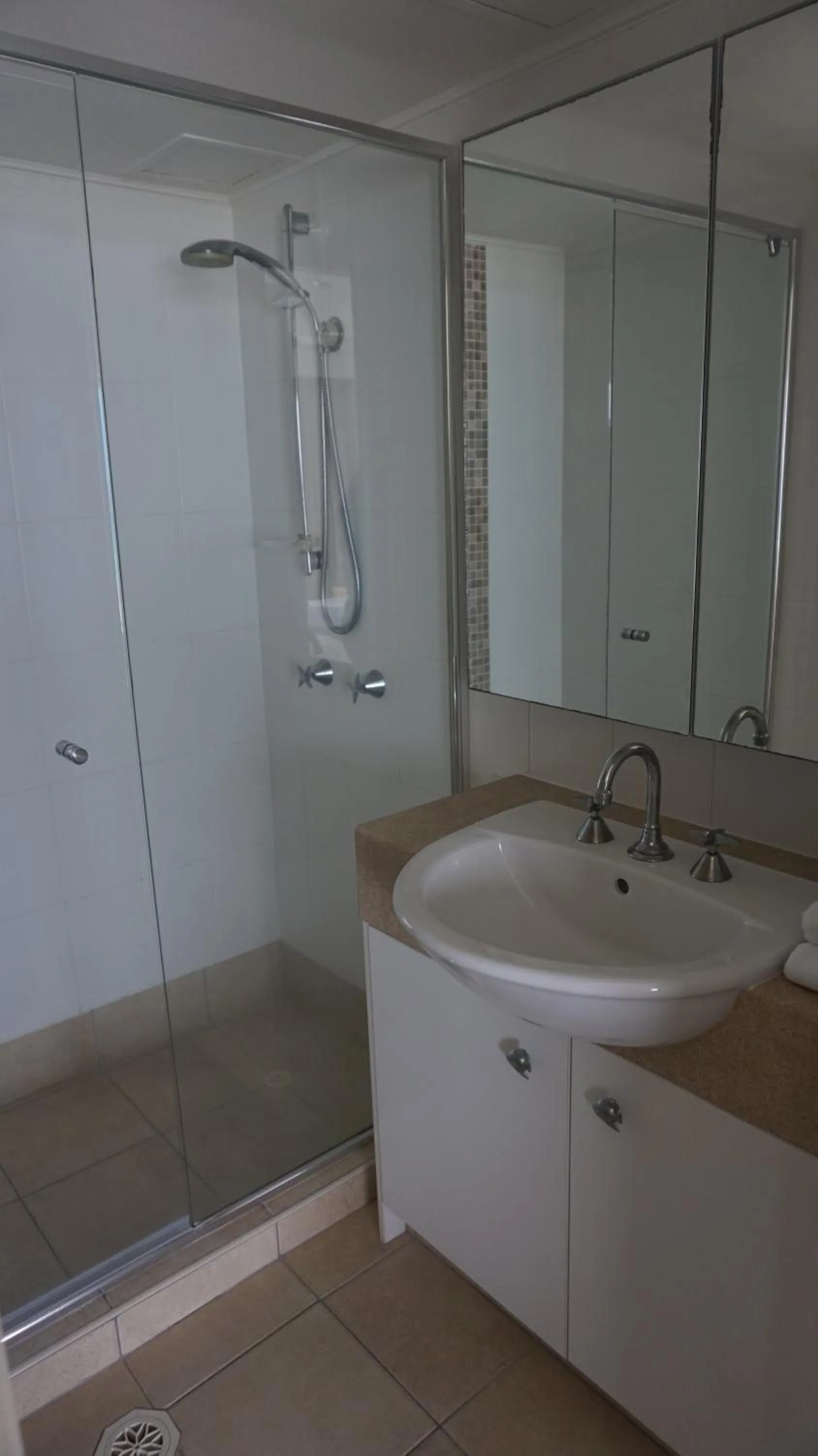 Pacific Surf Absolute Beachfront Apartments