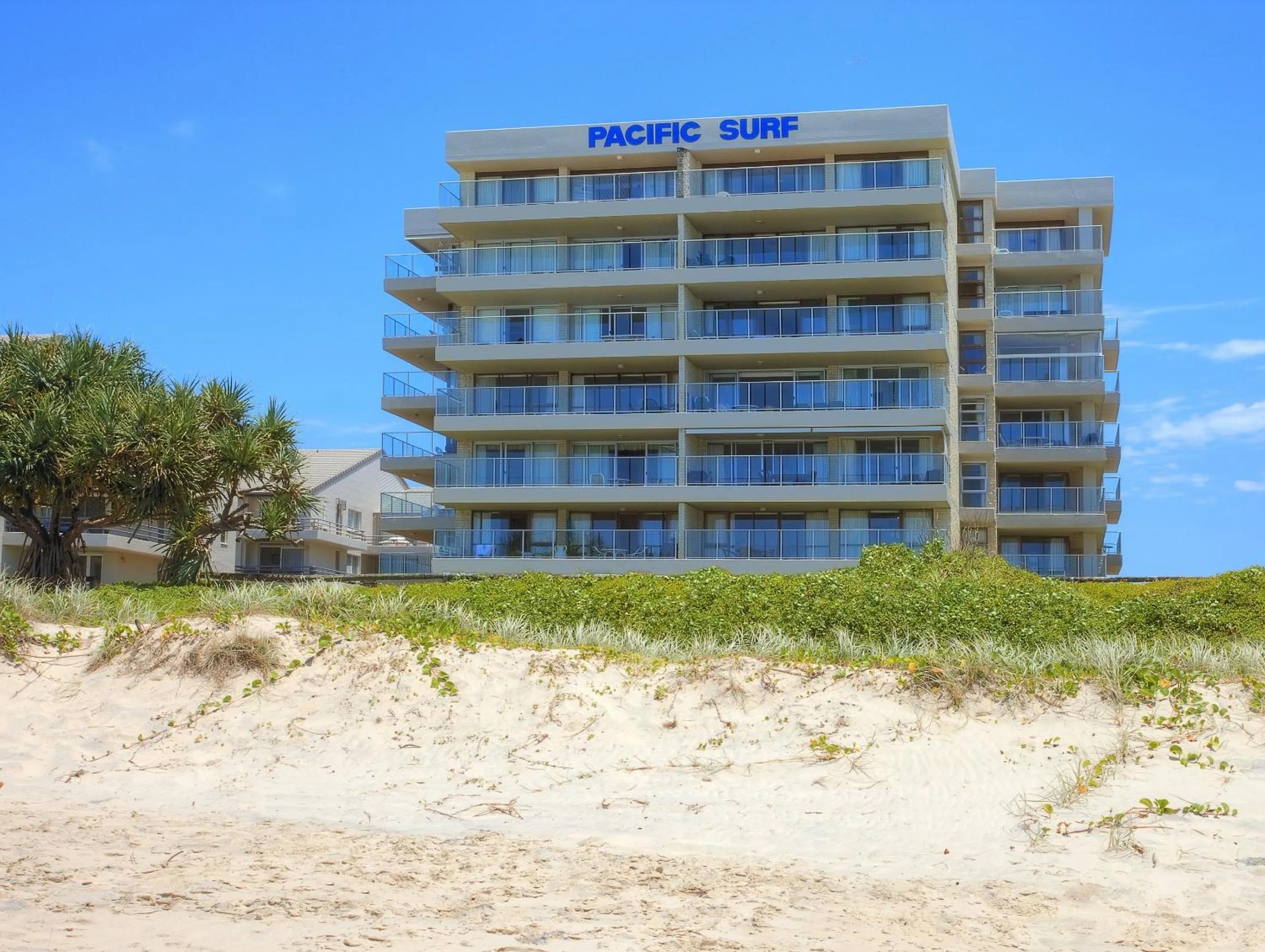 Day in Pacific Surf Absolute Beachfront Apartments