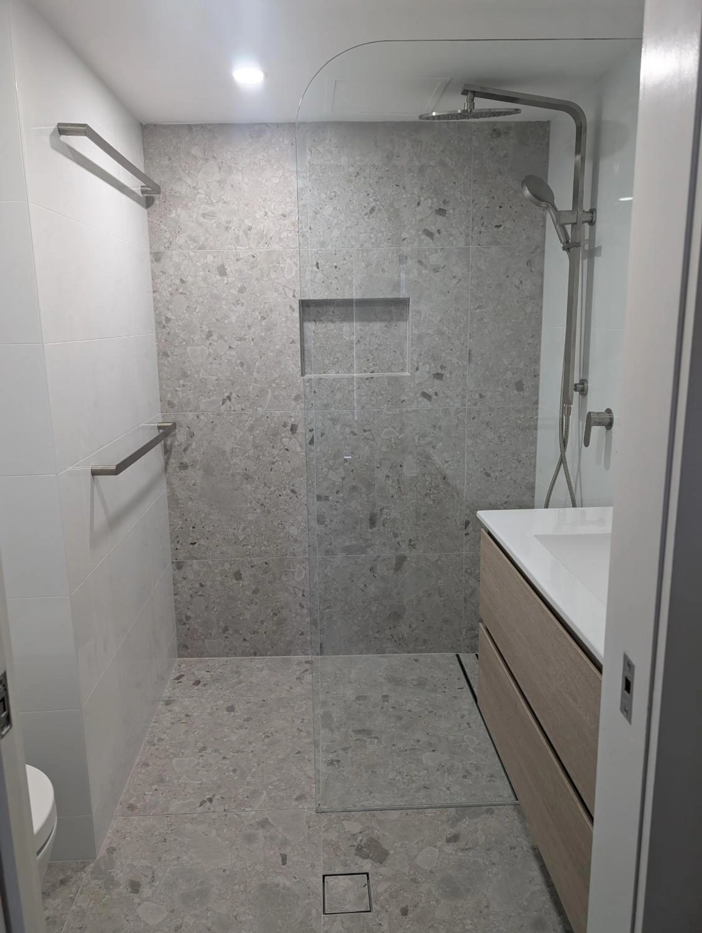 Pacific Surf Absolute Beachfront Apartments