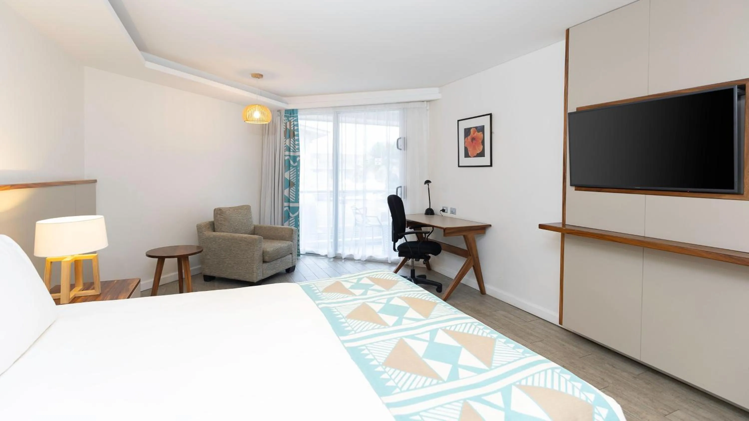 Photo of the whole room, Bed in Holiday Inn Suva by IHG