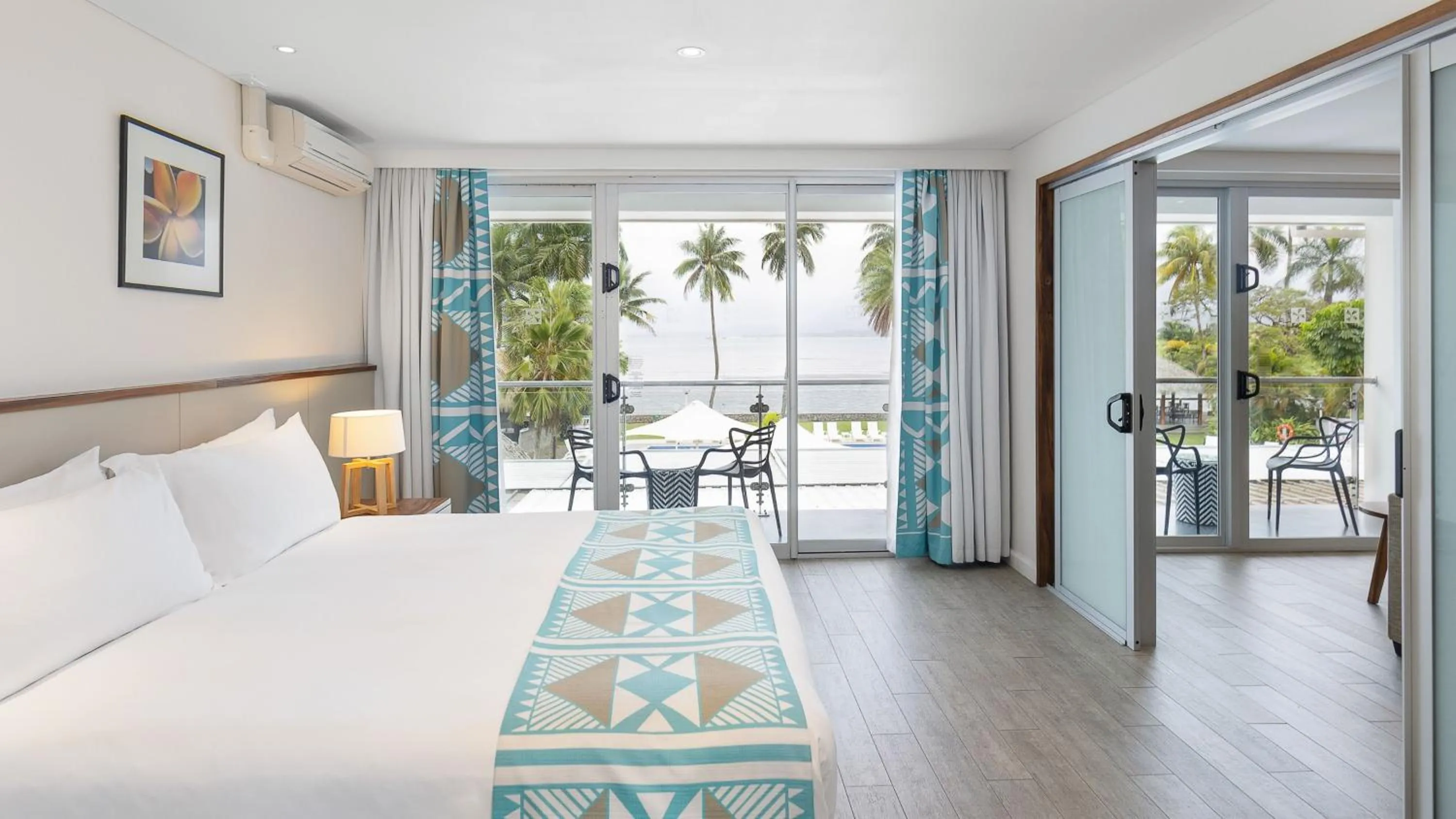 Bedroom, Bed in Holiday Inn Suva by IHG