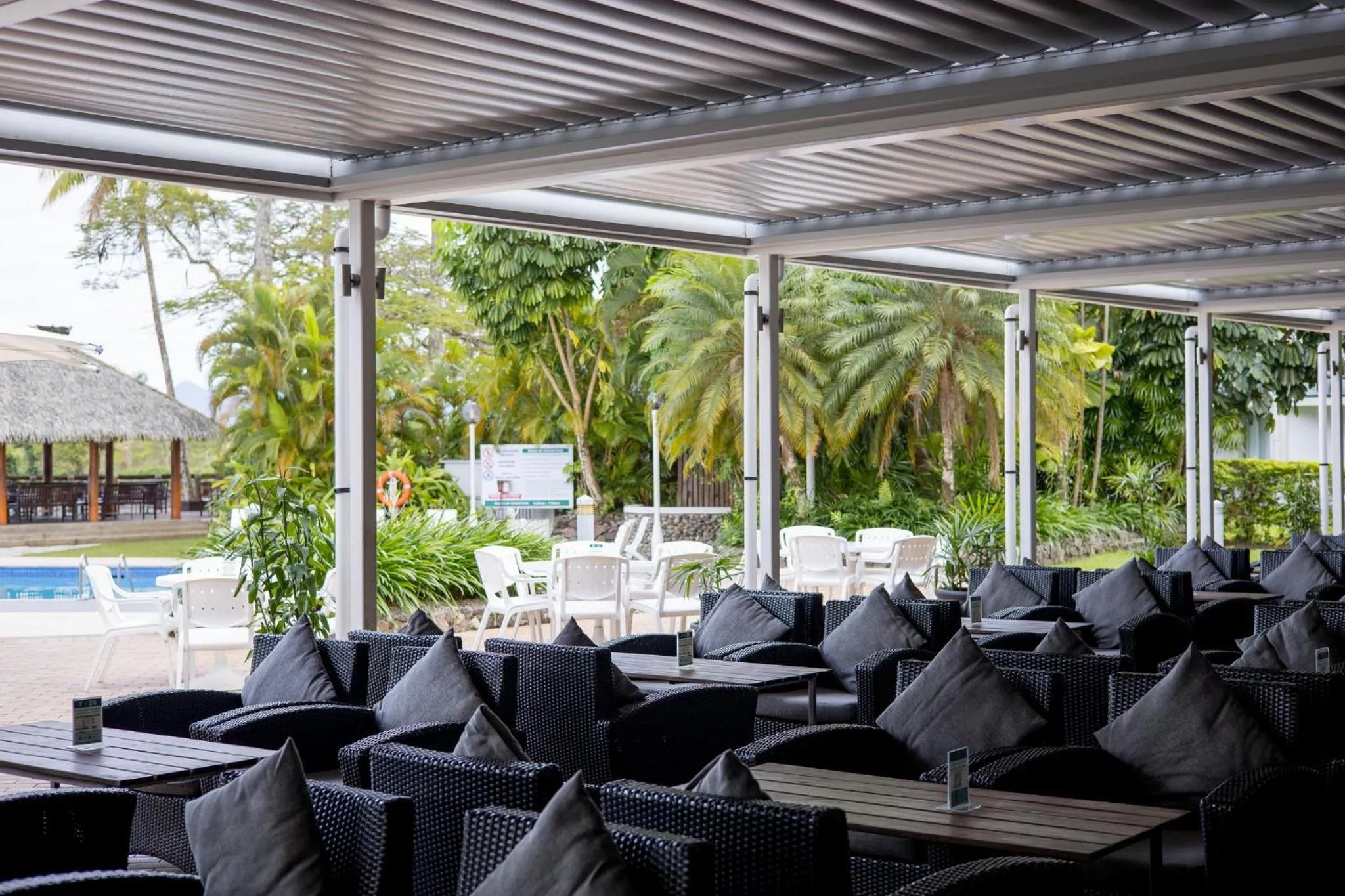 Lobby or reception in Holiday Inn Suva by IHG