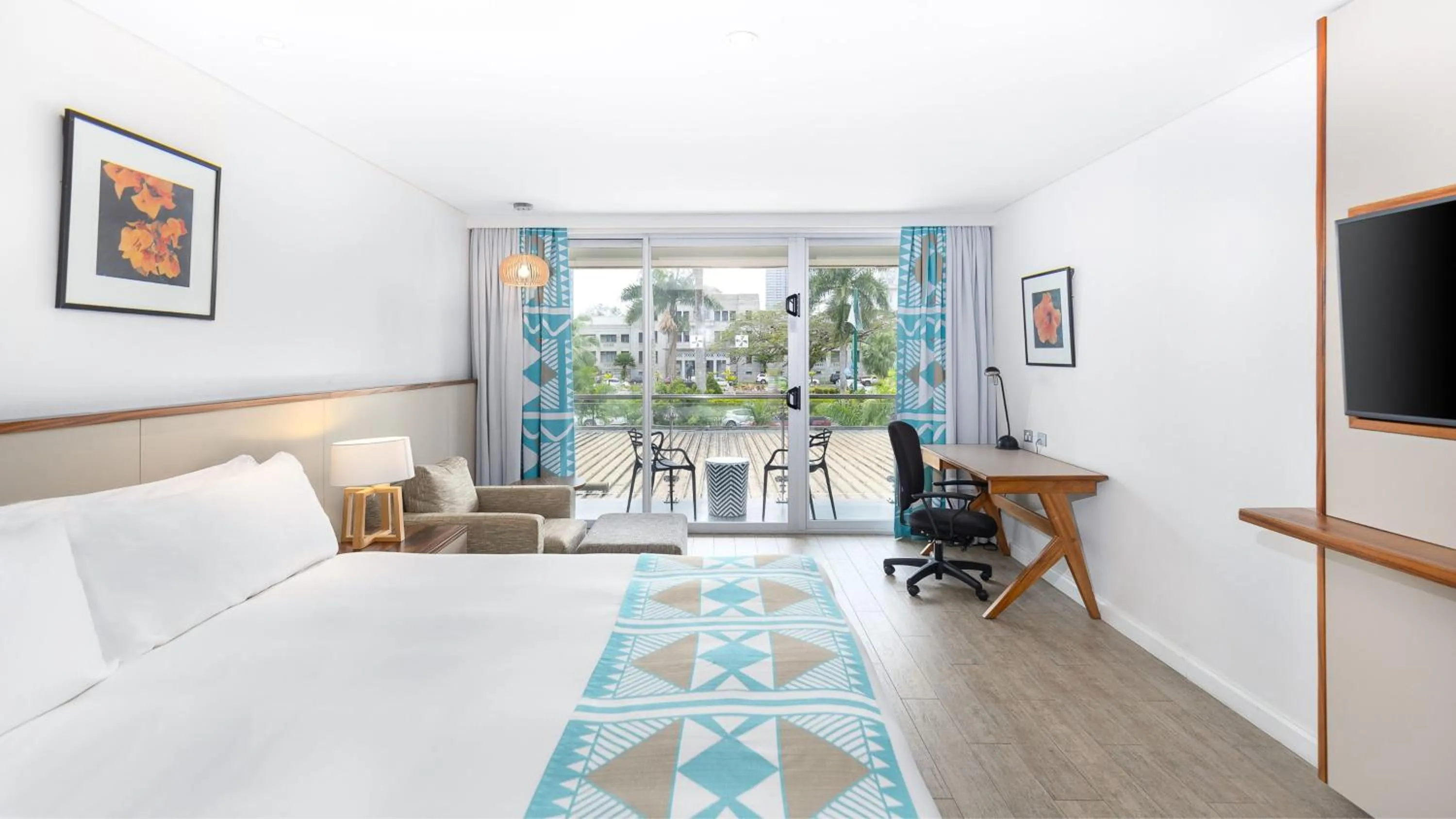 Photo of the whole room, Bed in Holiday Inn Suva by IHG