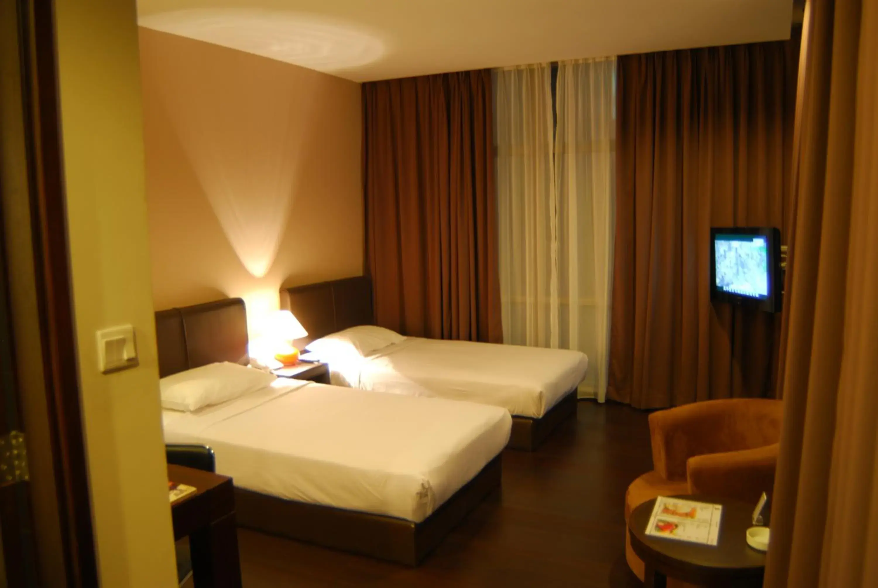 Bedroom, Bed in Manja Hotel