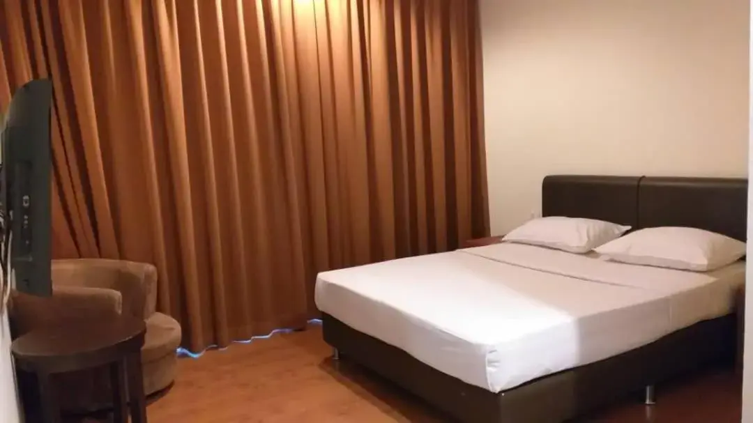 Bed in Manja Hotel