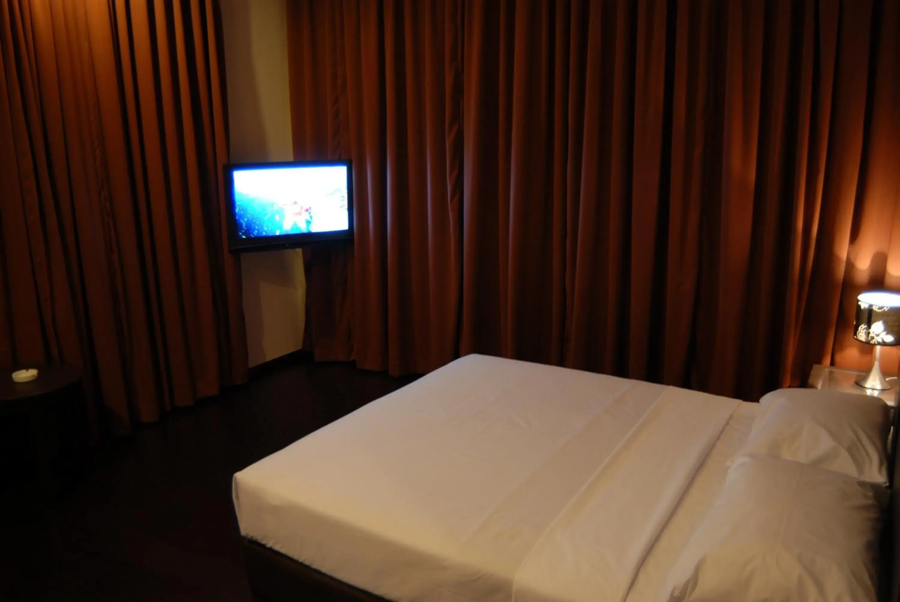 Bedroom, Bed in Manja Hotel