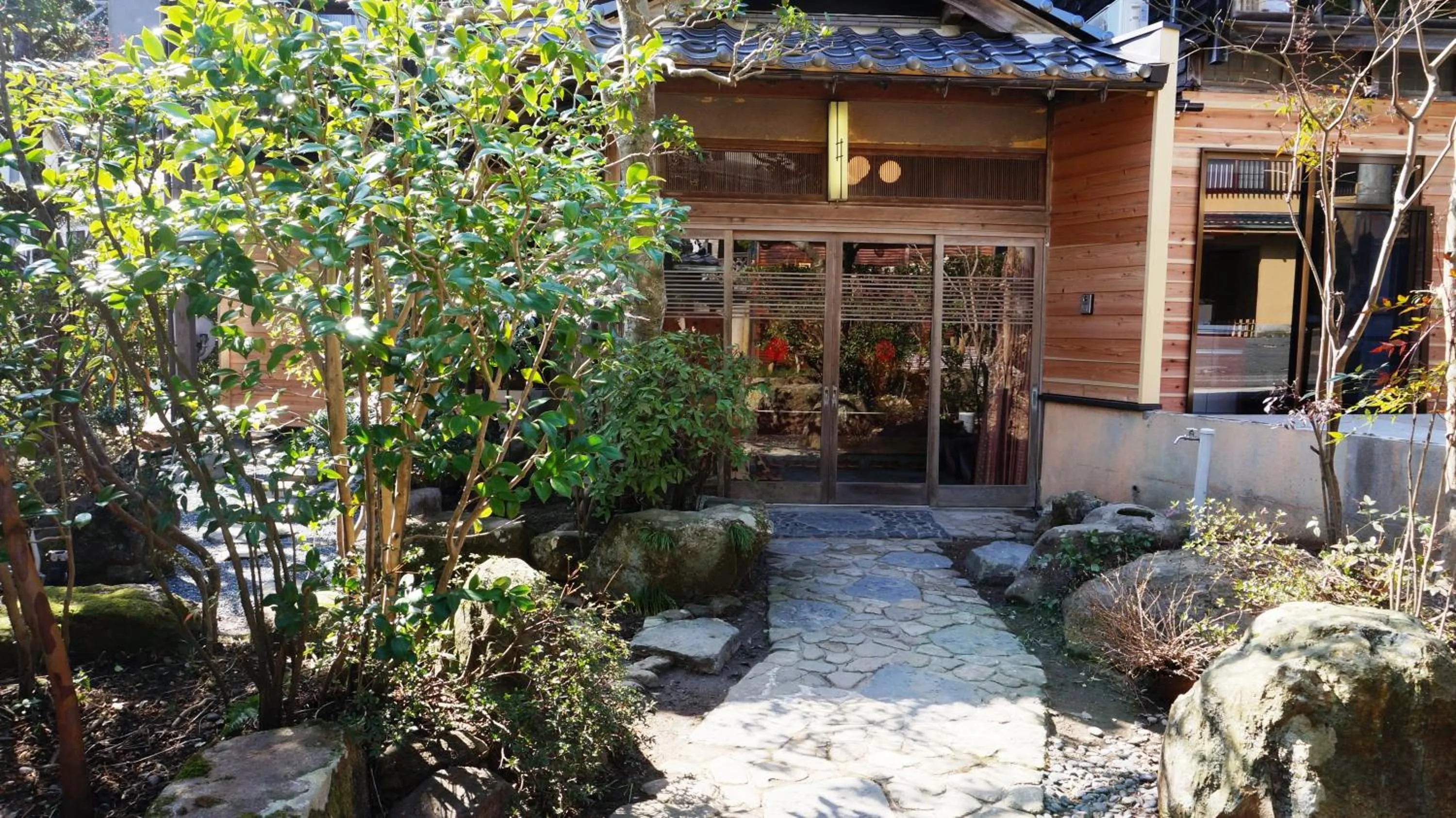 Japanese Guesthouse Kinosaki Wakayo (Female Only)