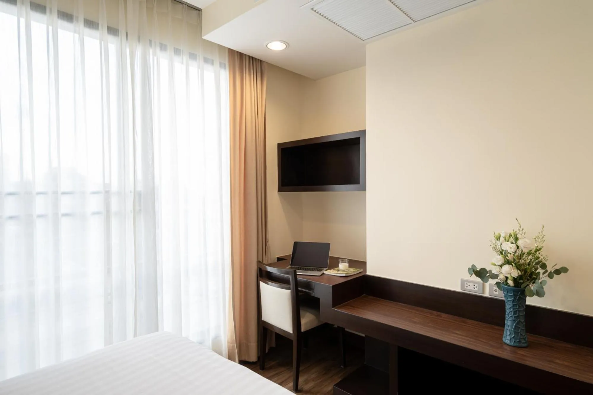 Bedroom, Bed in Amanta Hotel & Residence Ratchada