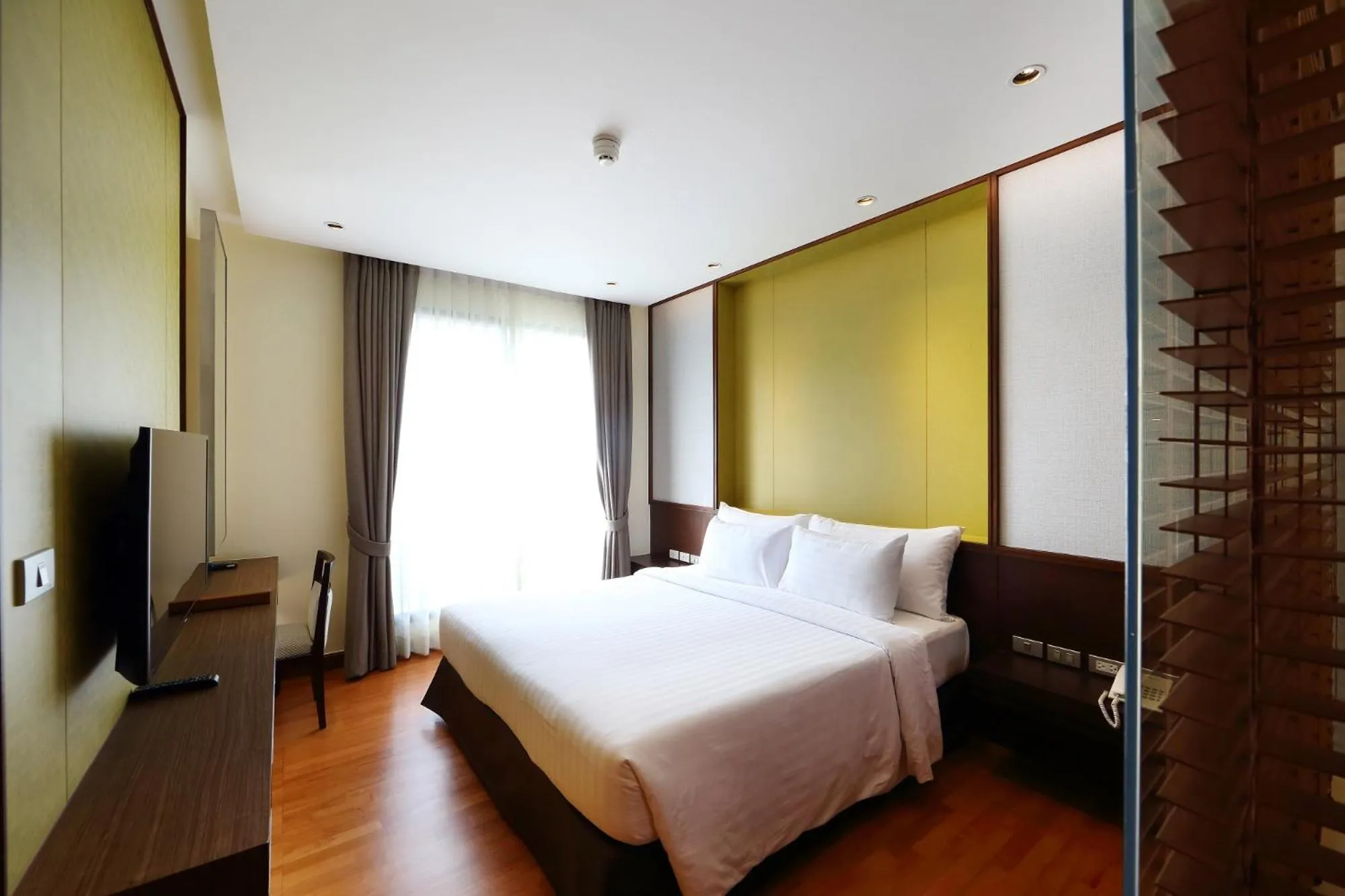 Bed in Amanta Hotel & Residence Ratchada