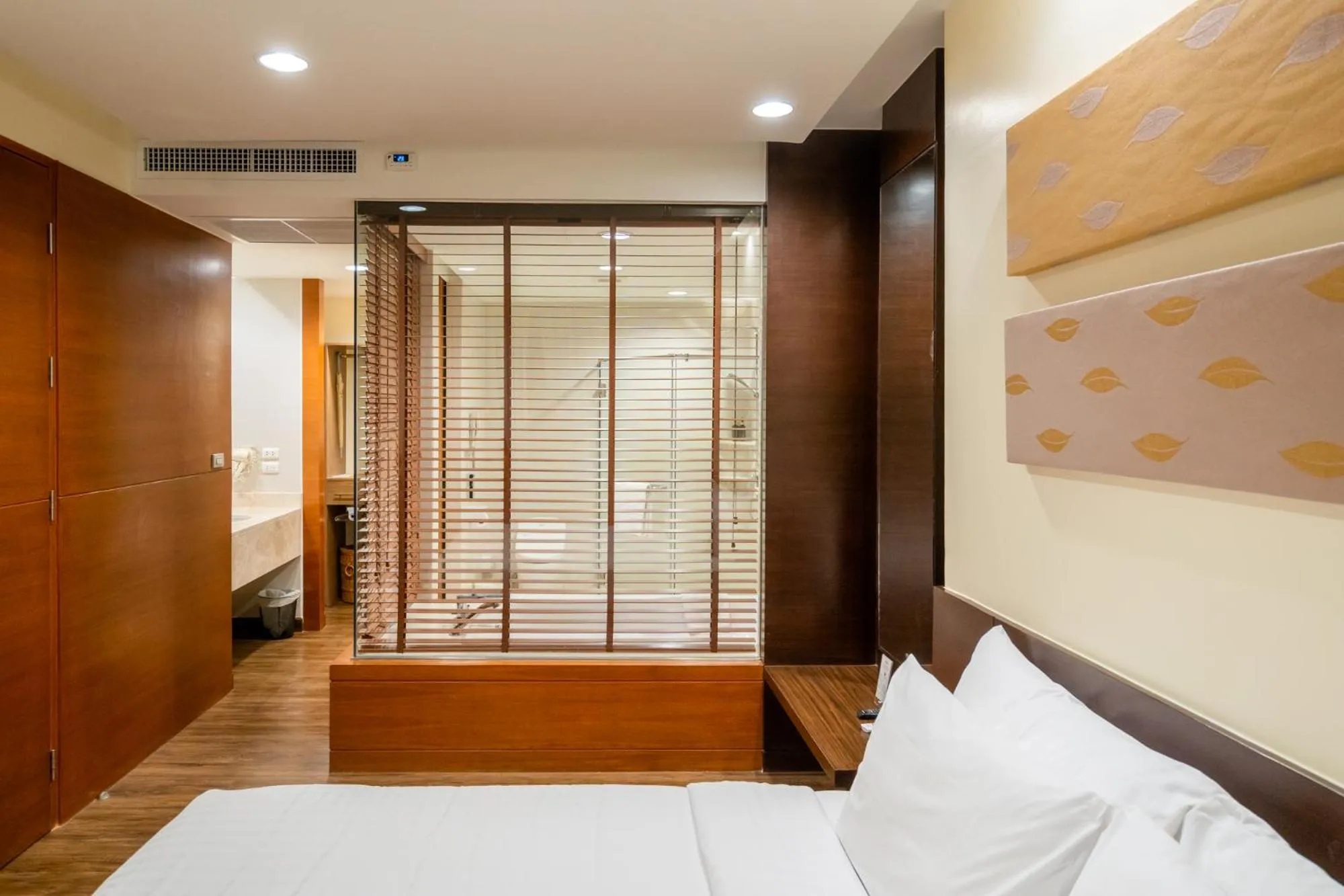 Bed in Amanta Hotel & Residence Ratchada