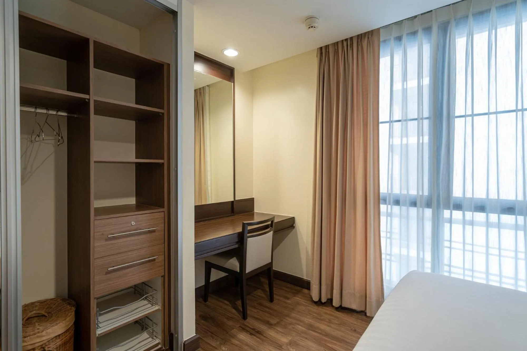 Bed in Amanta Hotel & Residence Ratchada
