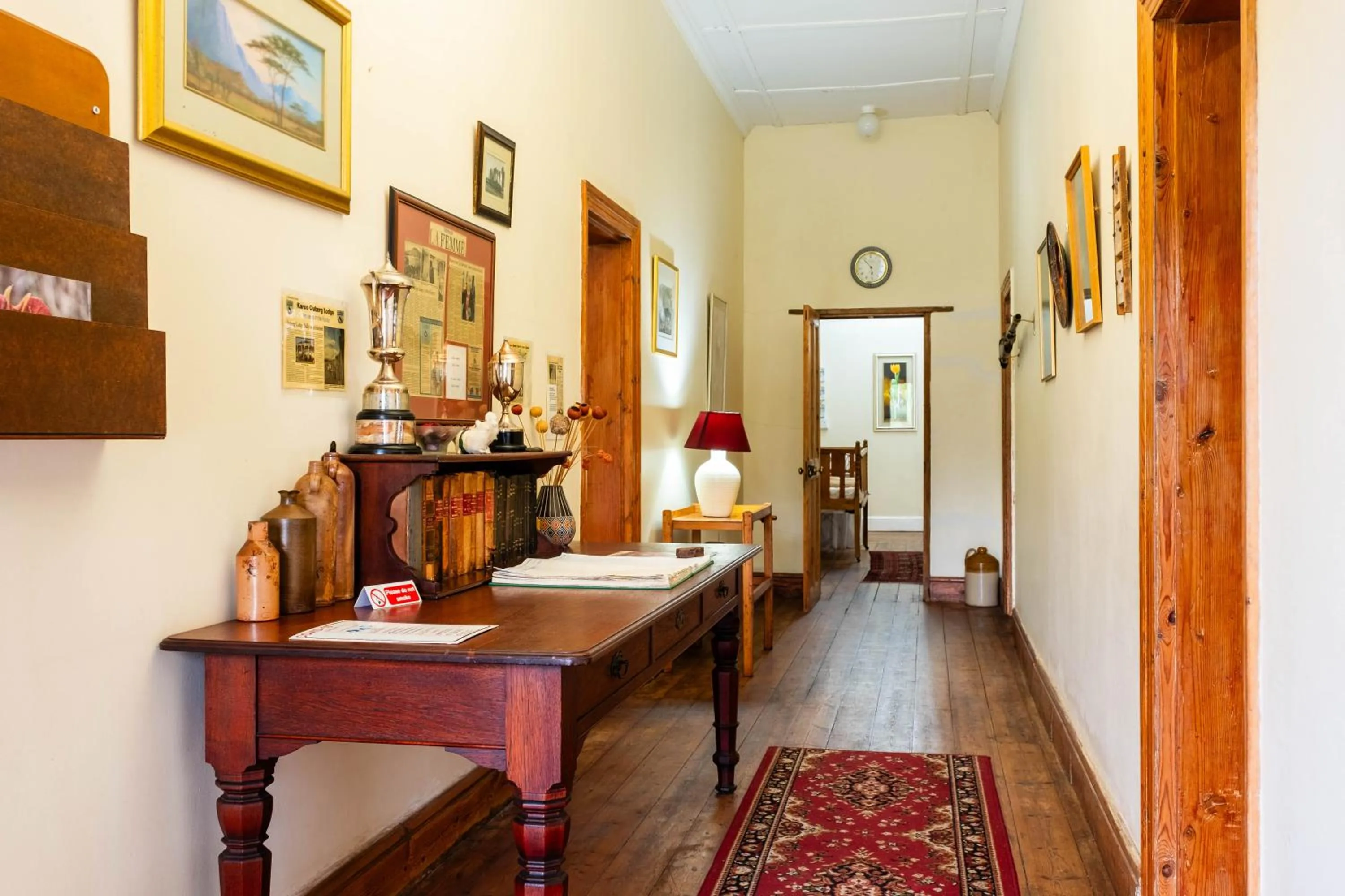 Karoo Ouberg Guest Lodge