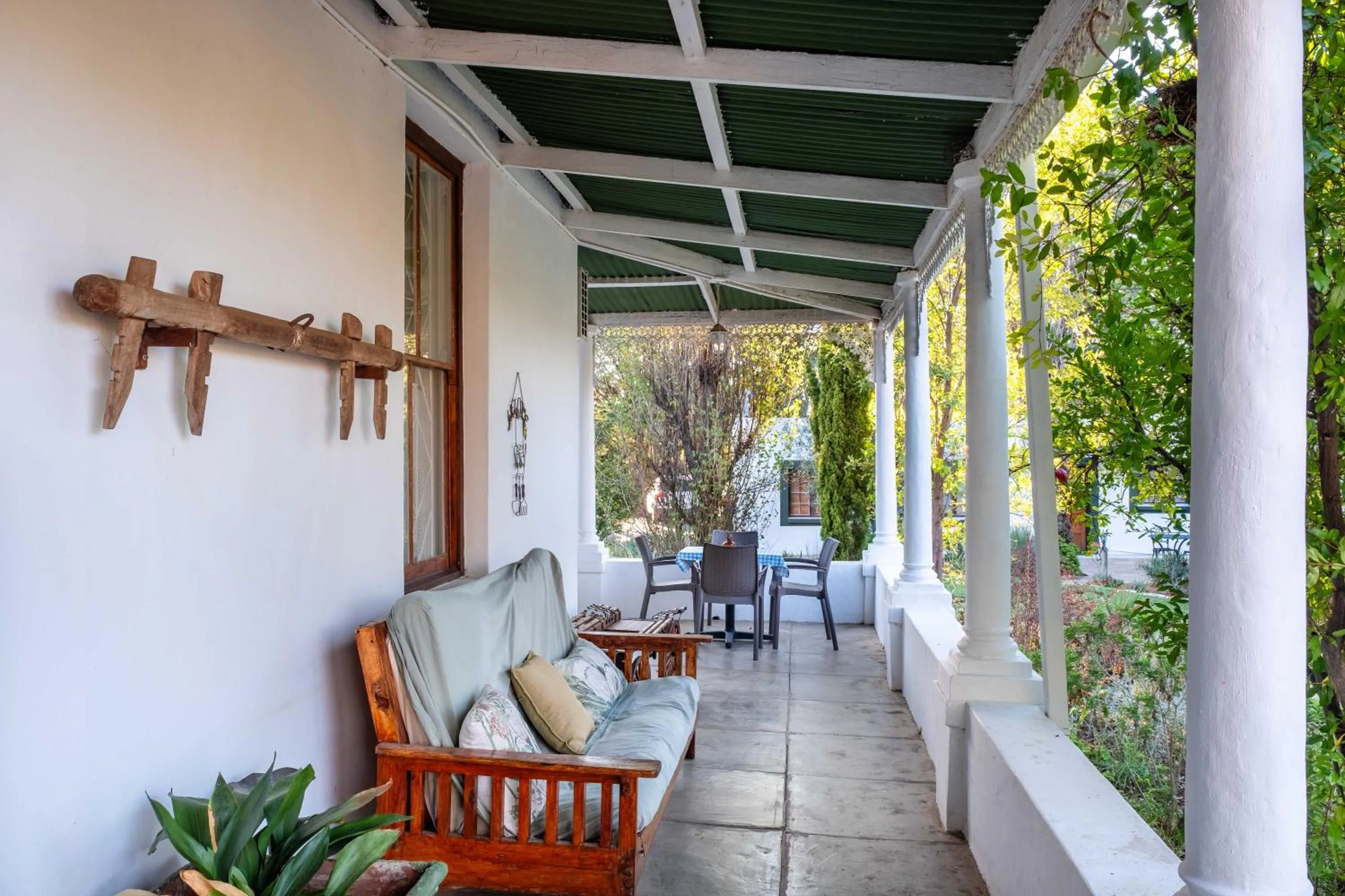 Karoo Ouberg Guest Lodge