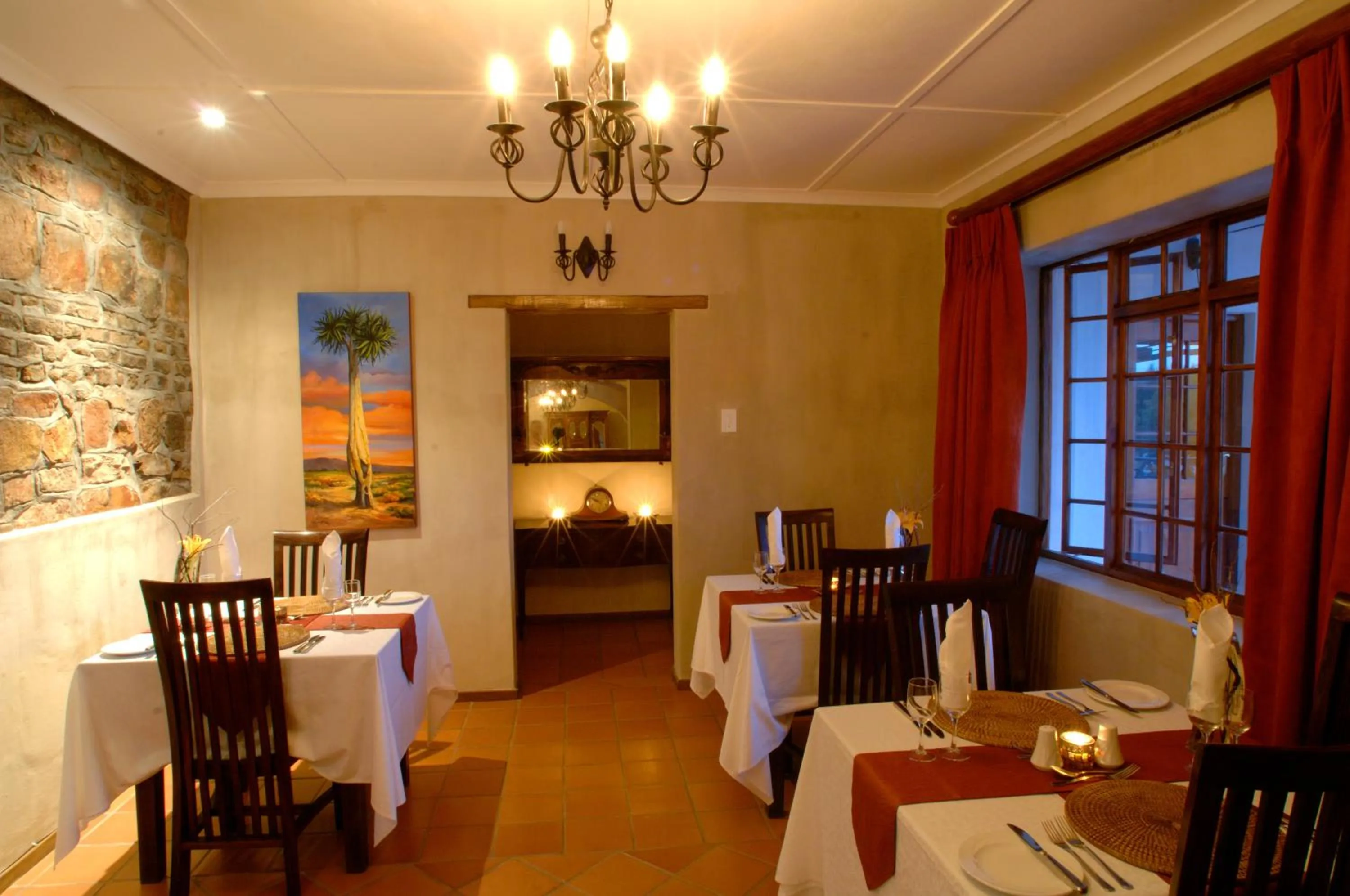 Restaurant/places to eat in Naries Namakwa Retreat