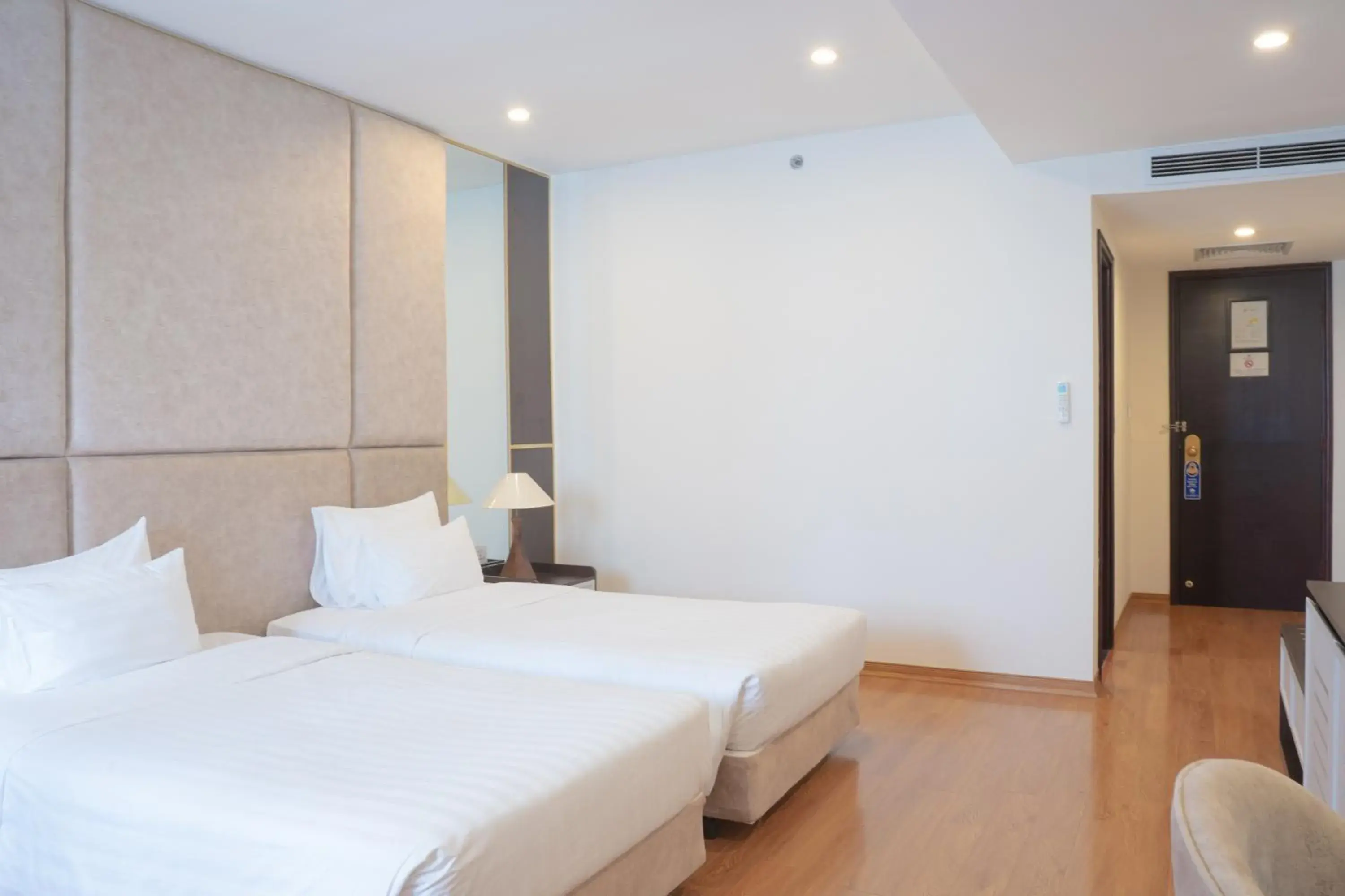 Deluxe Twin Room - single occupancy in Bao Son International Hotel Deluxe Twin Room - single occupancy in Bao Son International Hotel