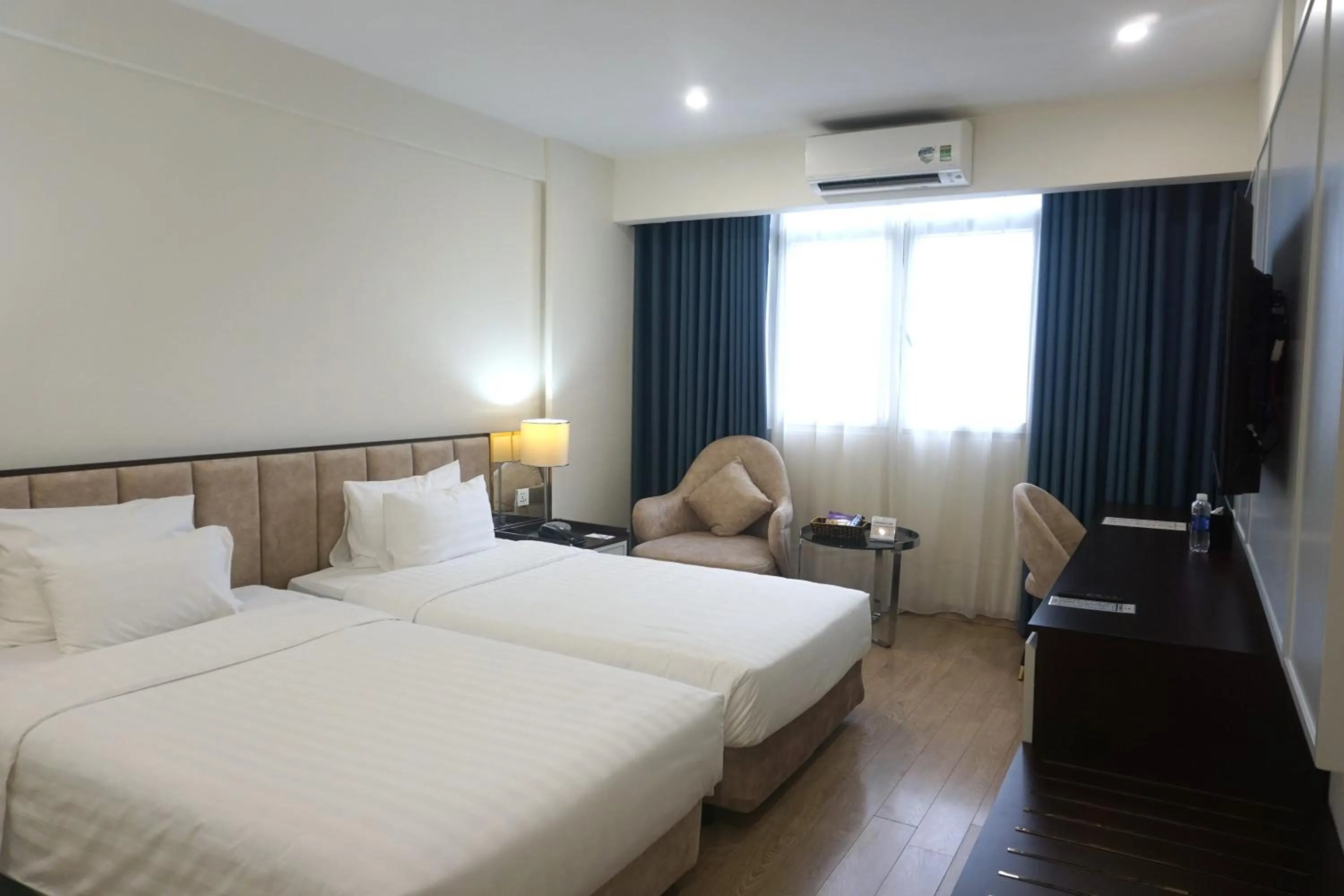 Bed in Bao Son International Hotel