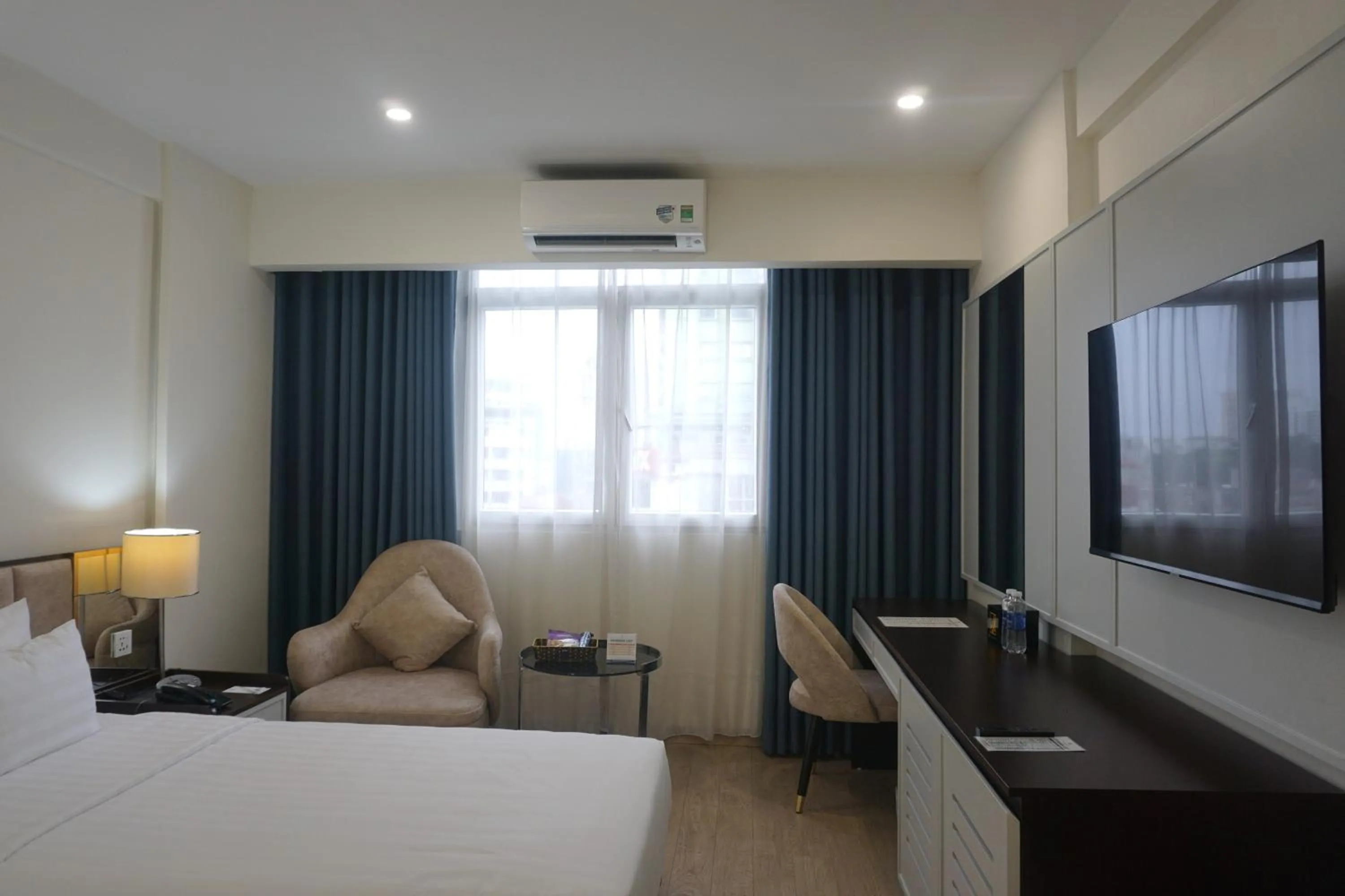 Bed in Bao Son International Hotel