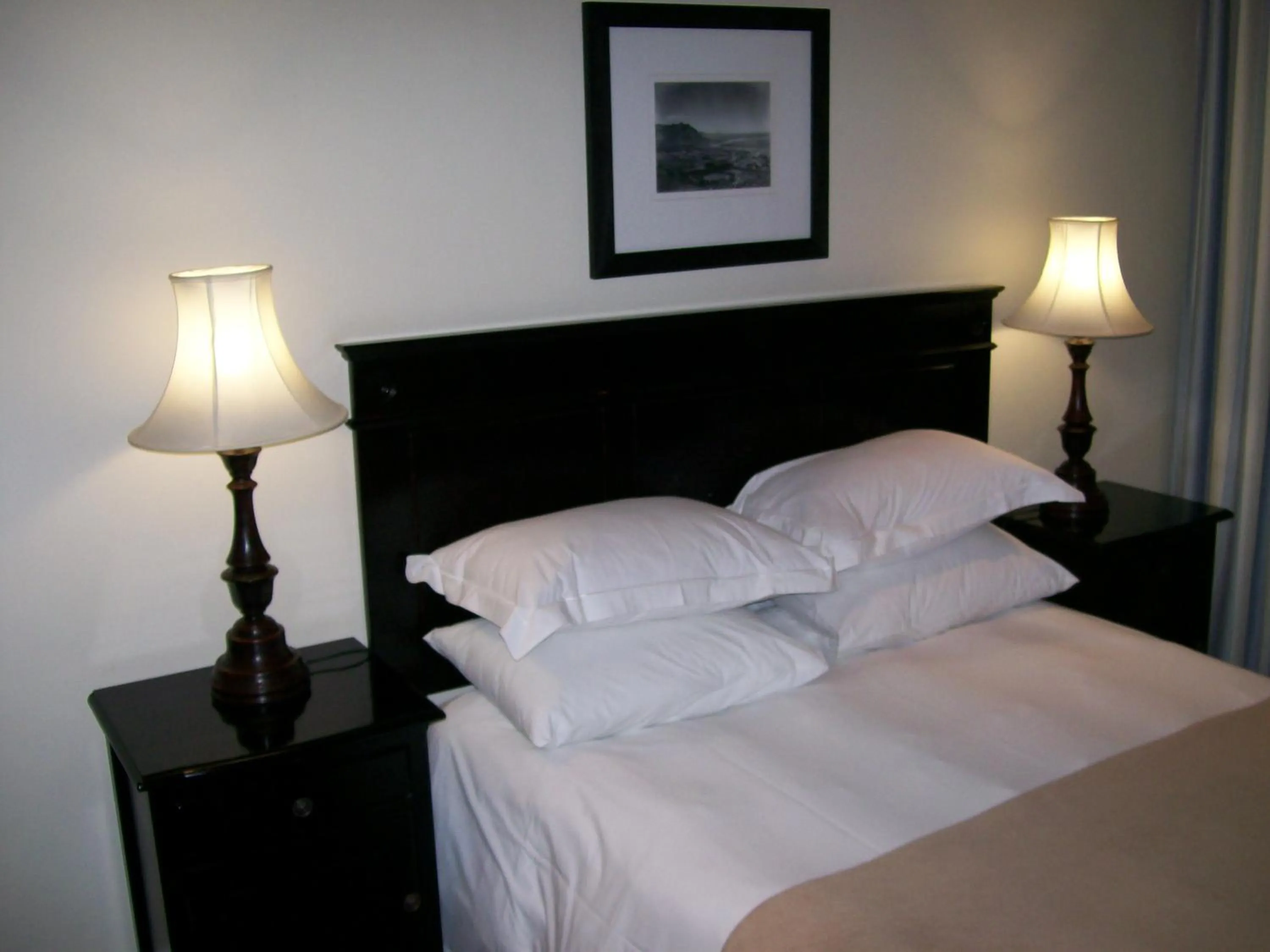 Decorative detail, Bed in Pelagus Guest House