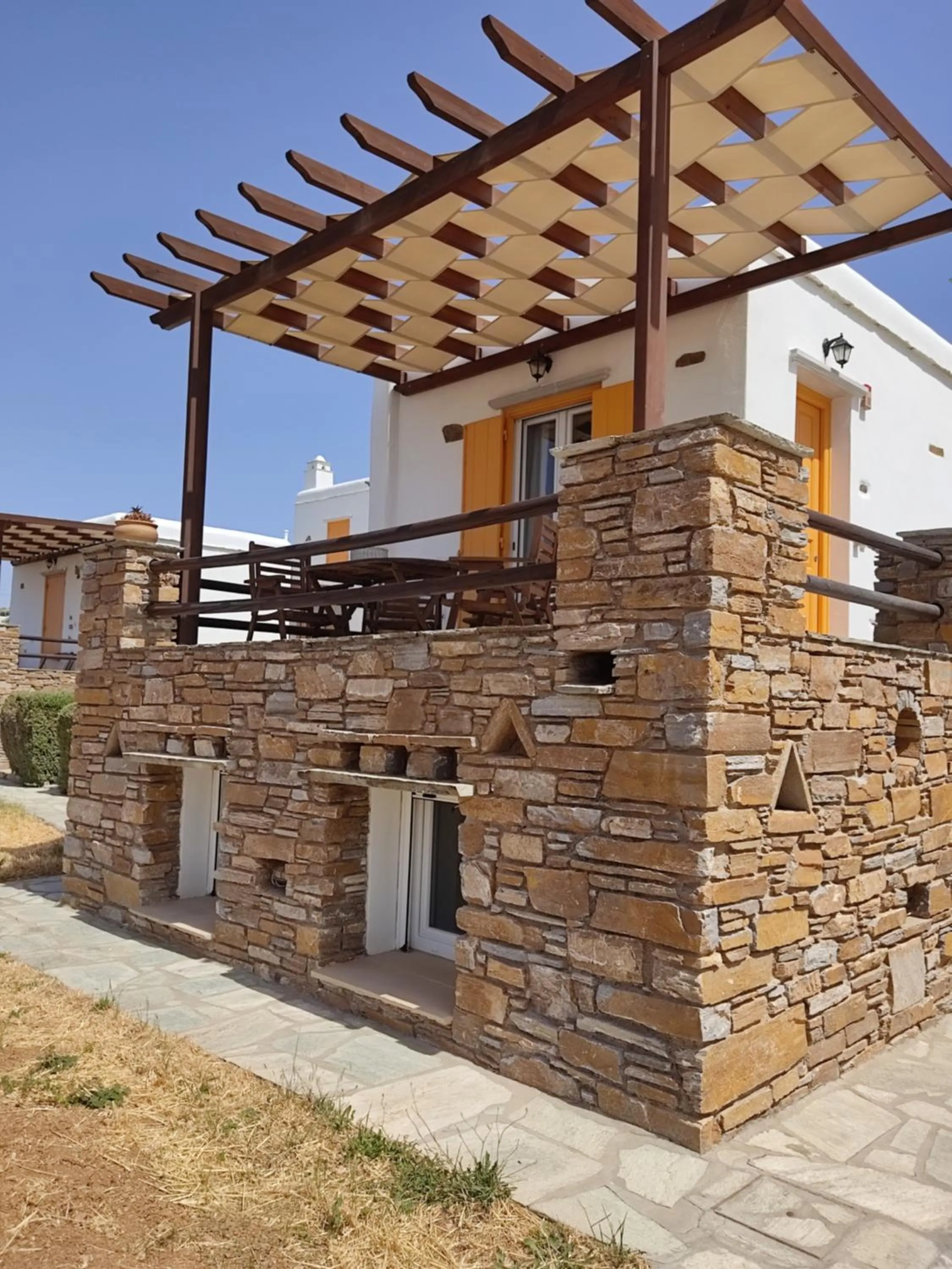 Property building in Aigaio Studios tinos