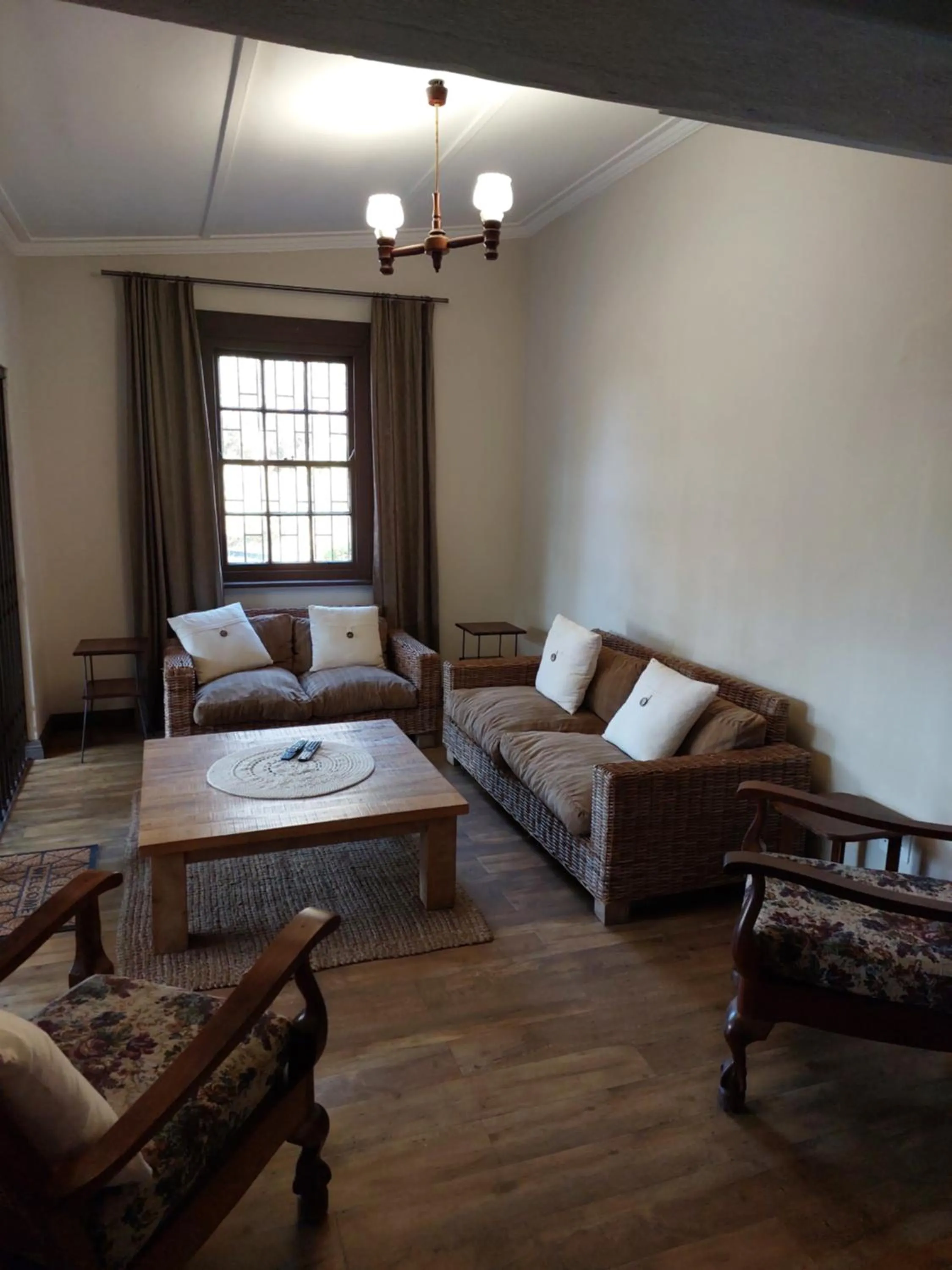 Three-Bedroom House in De Mist Graskop