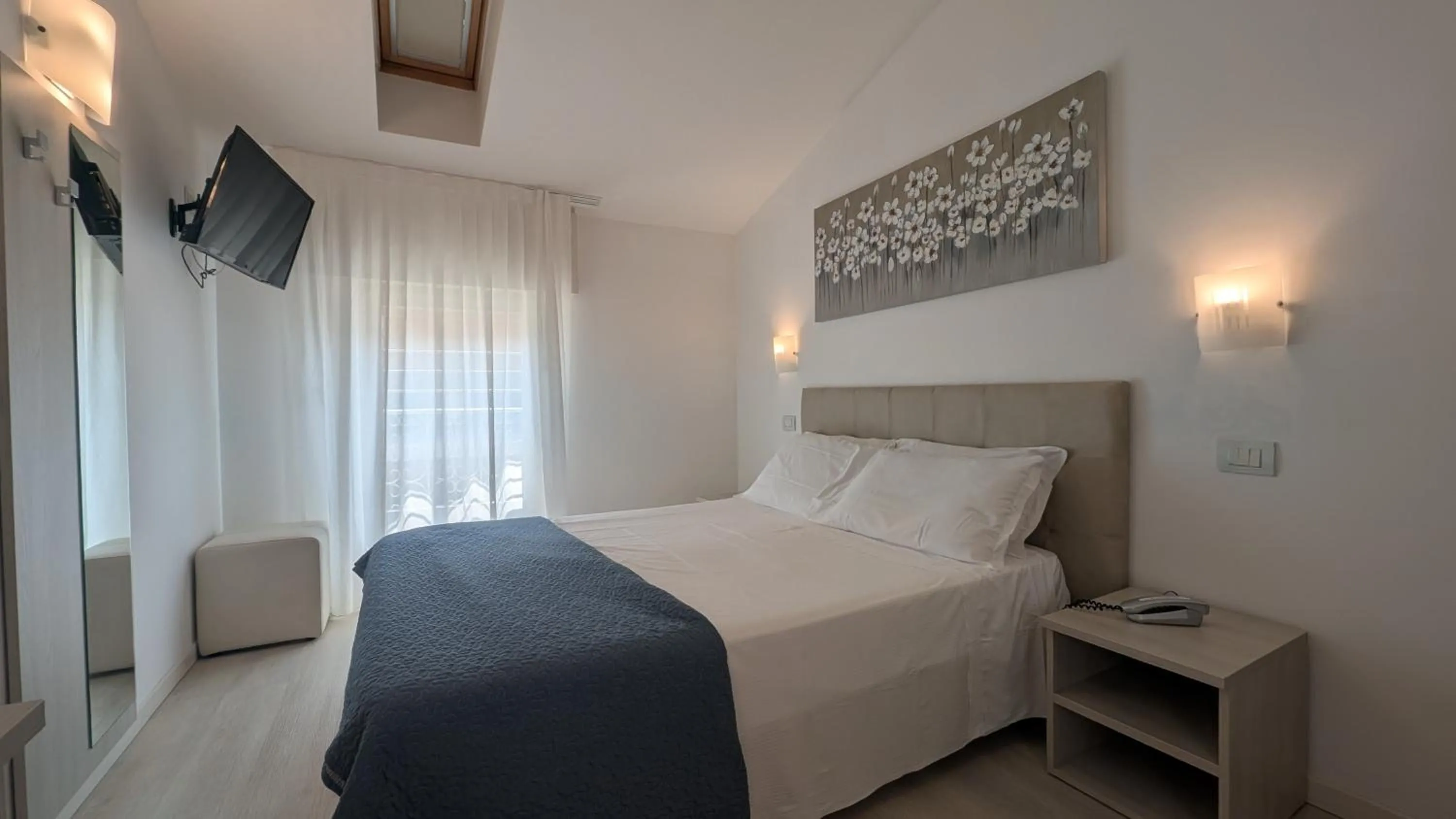 Bedroom, Bed in Hotel Villa Anthea