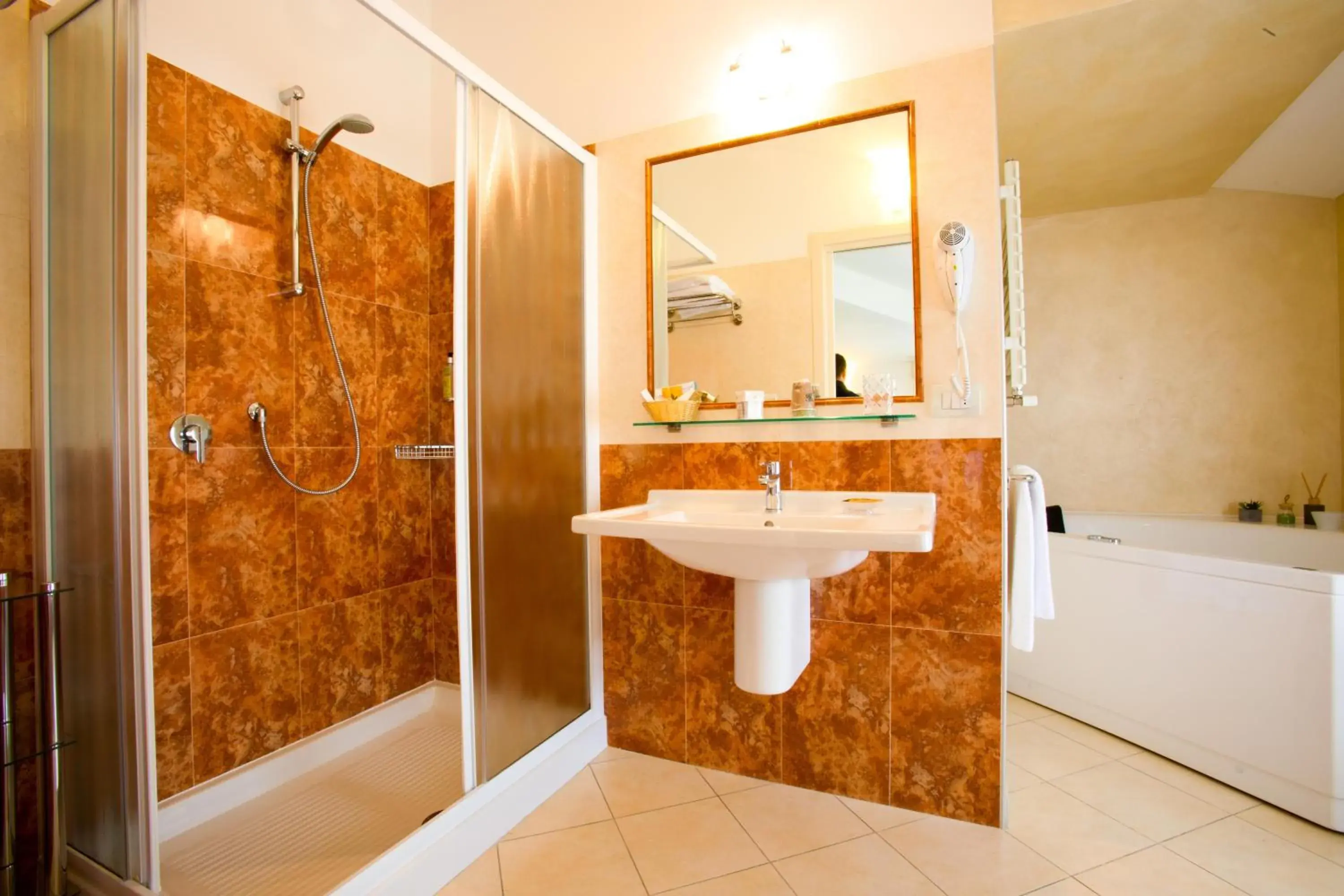 Bathroom in Hotel Villa Anthea