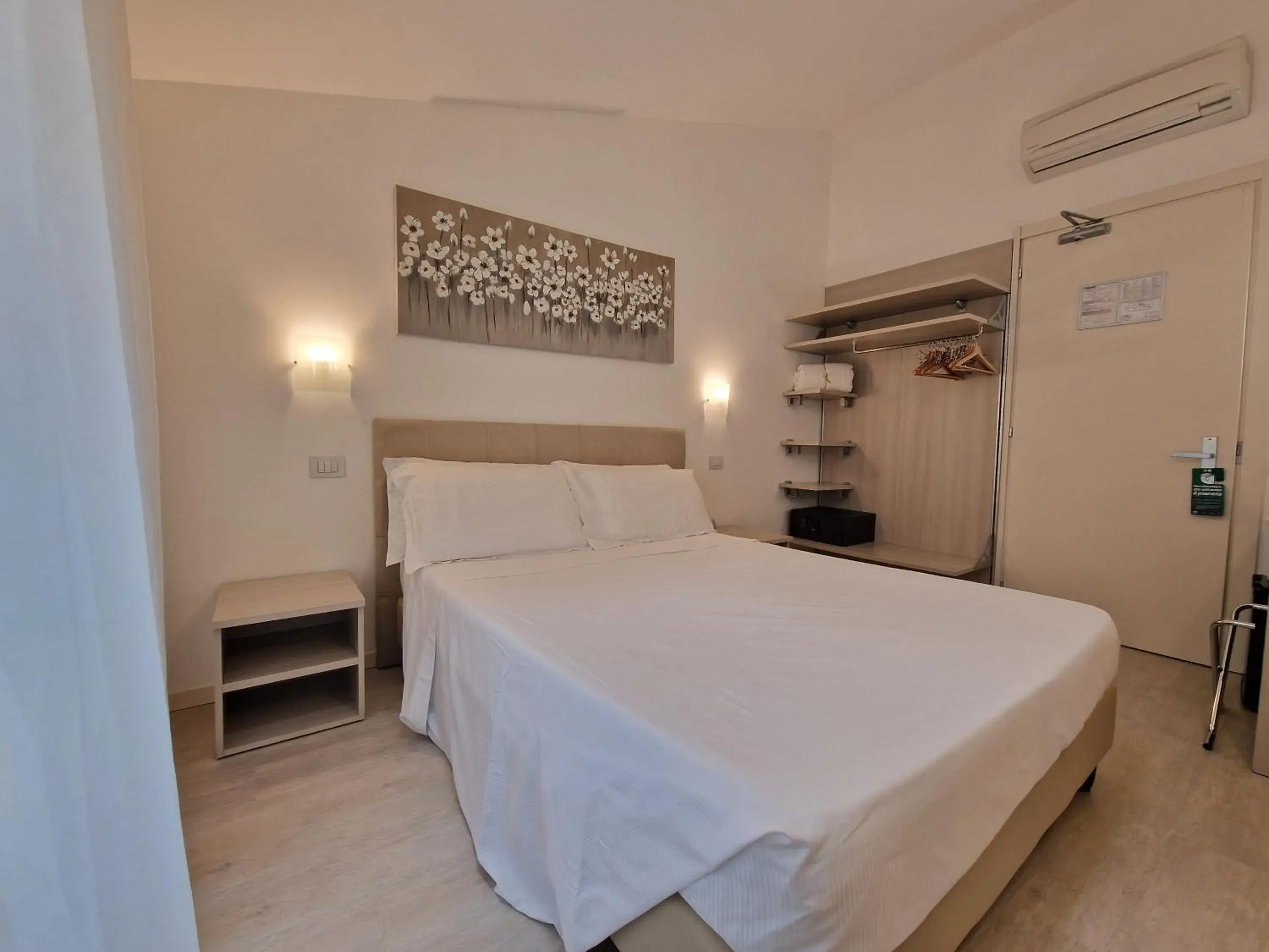 Bedroom, Bed in Hotel Villa Anthea