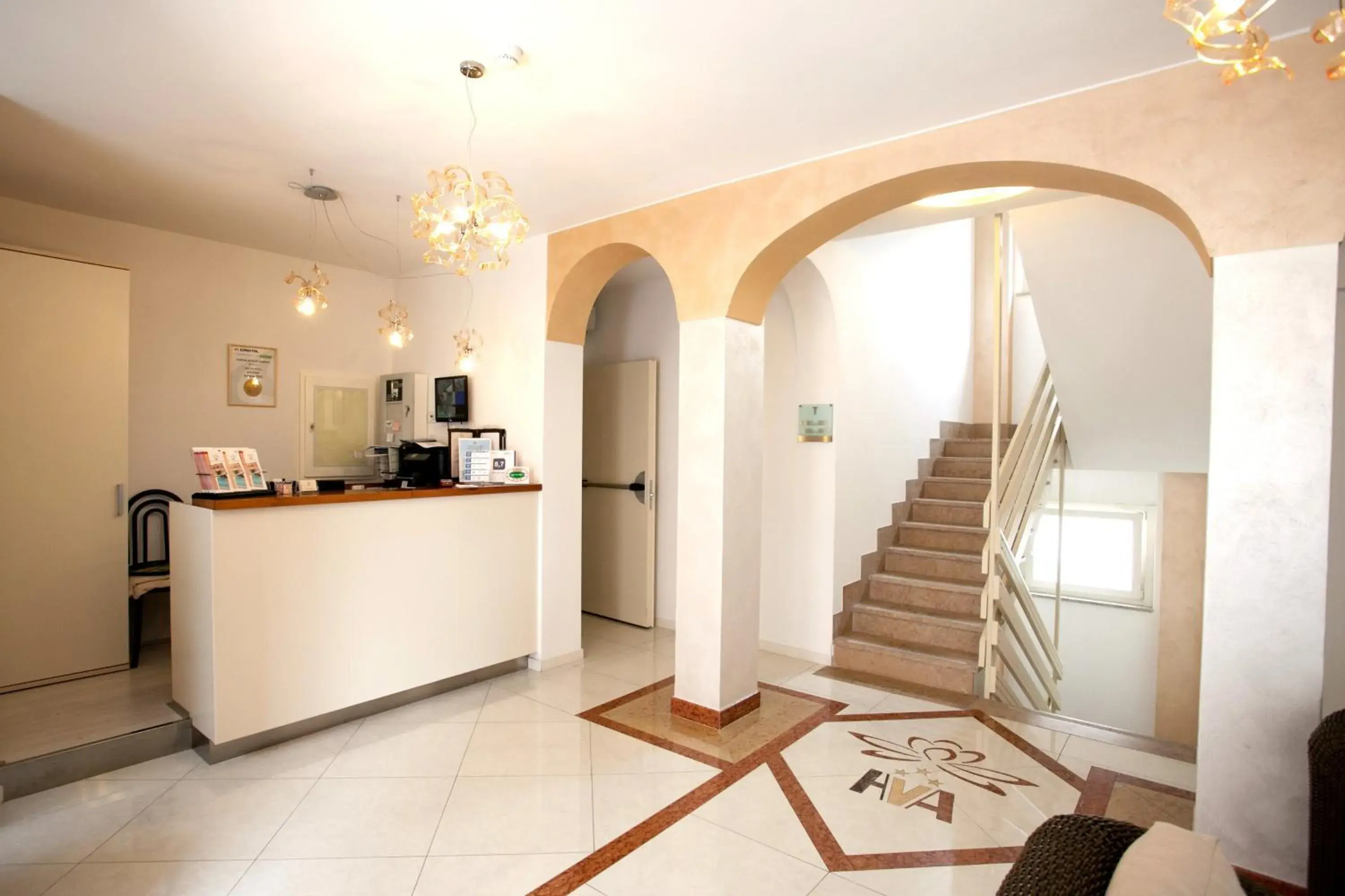 Lobby or reception, Kitchen/Kitchenette in Hotel Villa Anthea