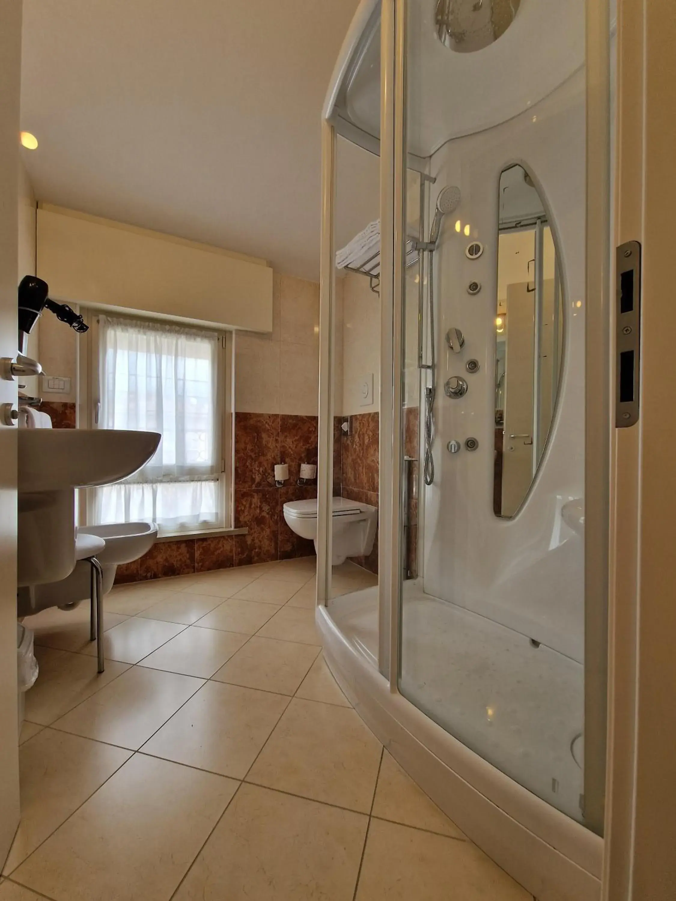 Bathroom in Hotel Villa Anthea
