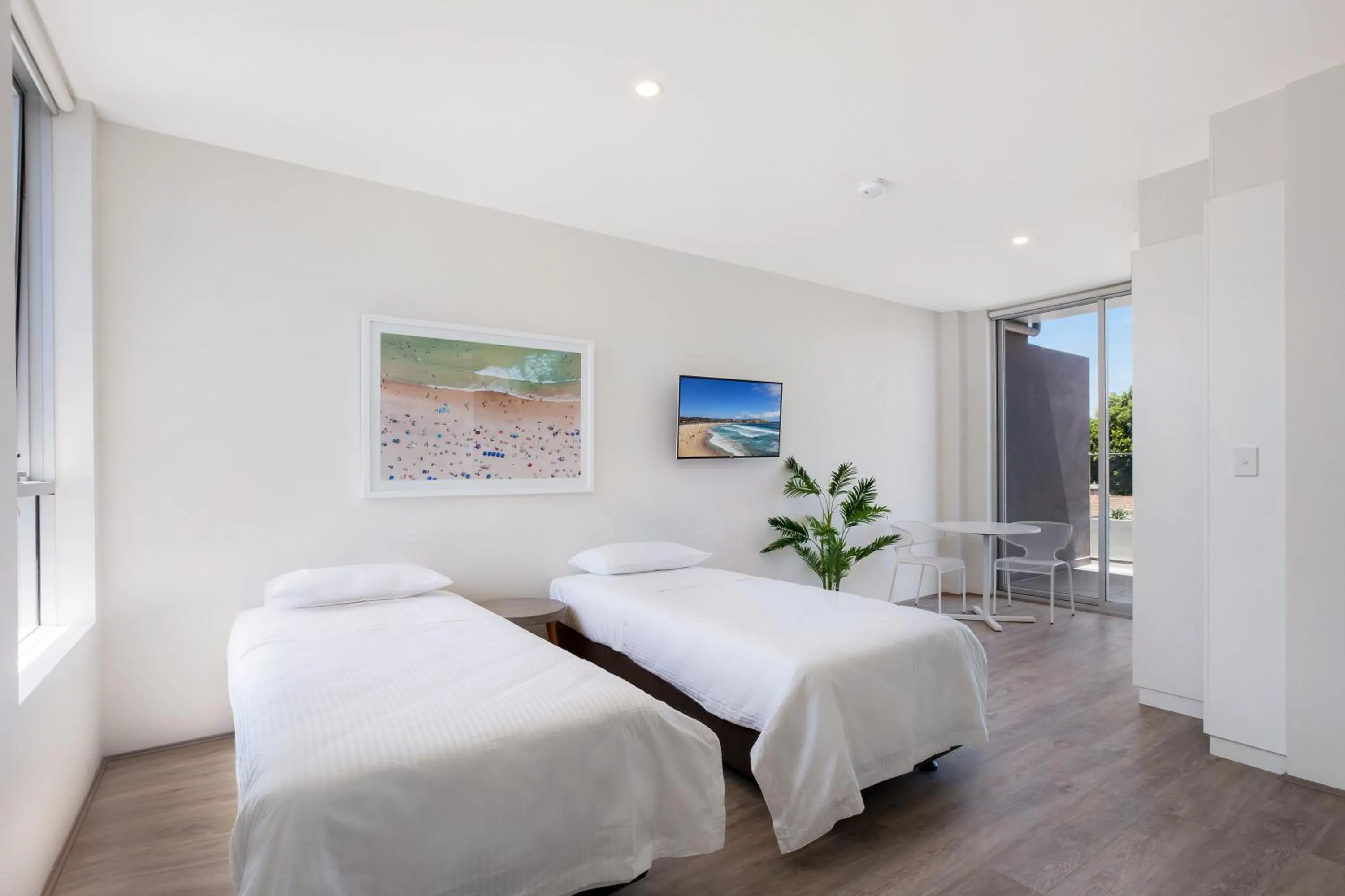 Bondi Beach Studio Penthouse Suite + Balcony