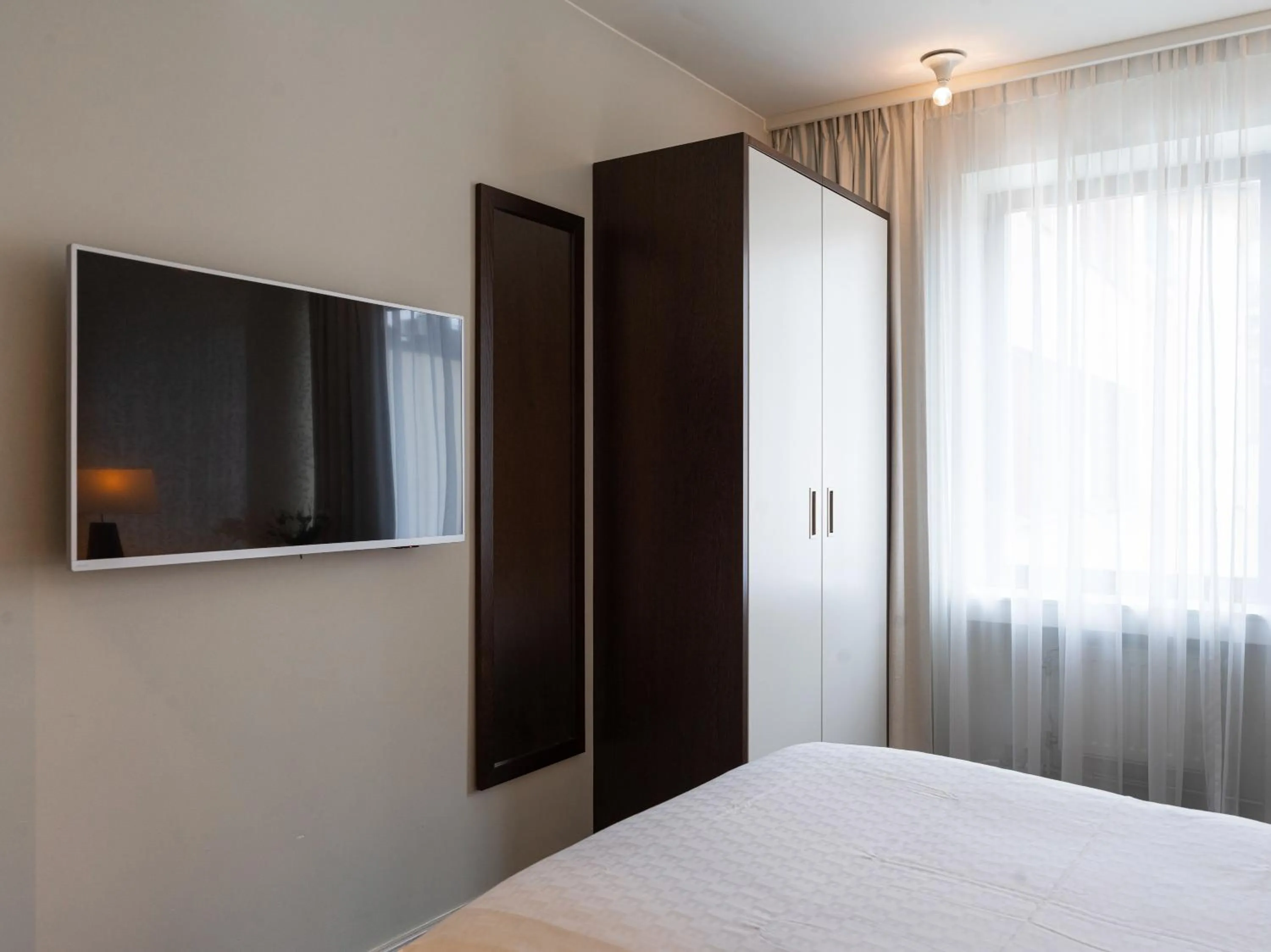 Bedroom, Bed in Elite Eden Park Hotel