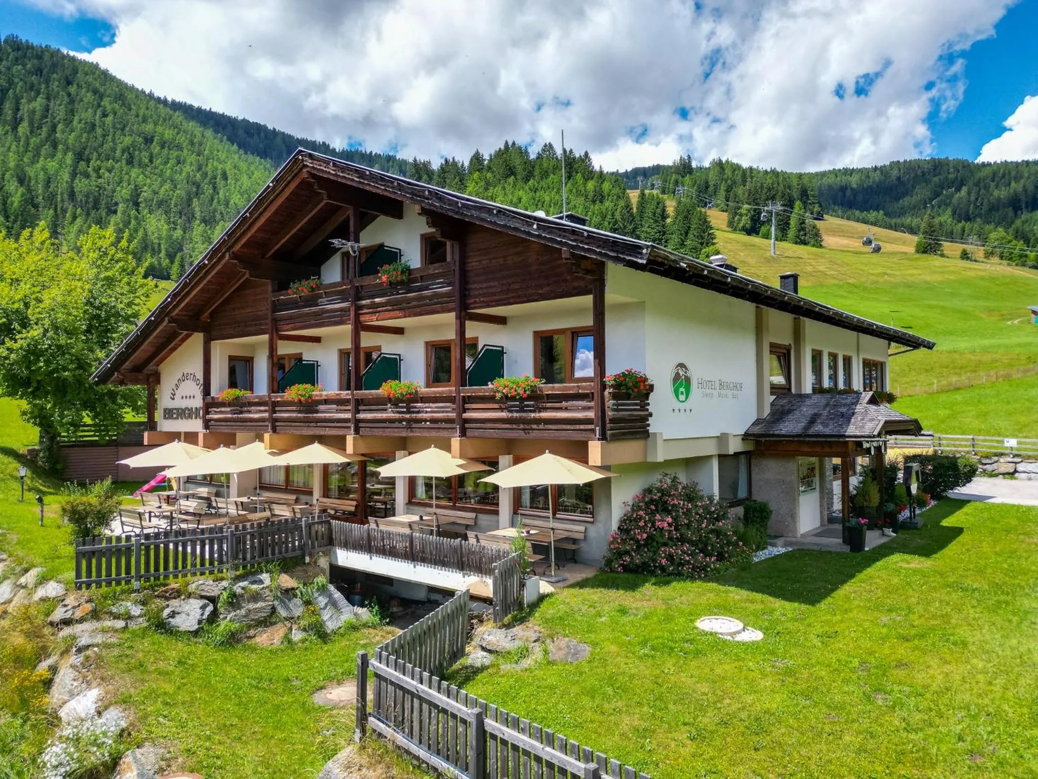 Property building in Schi- und Wanderhotel Berghof